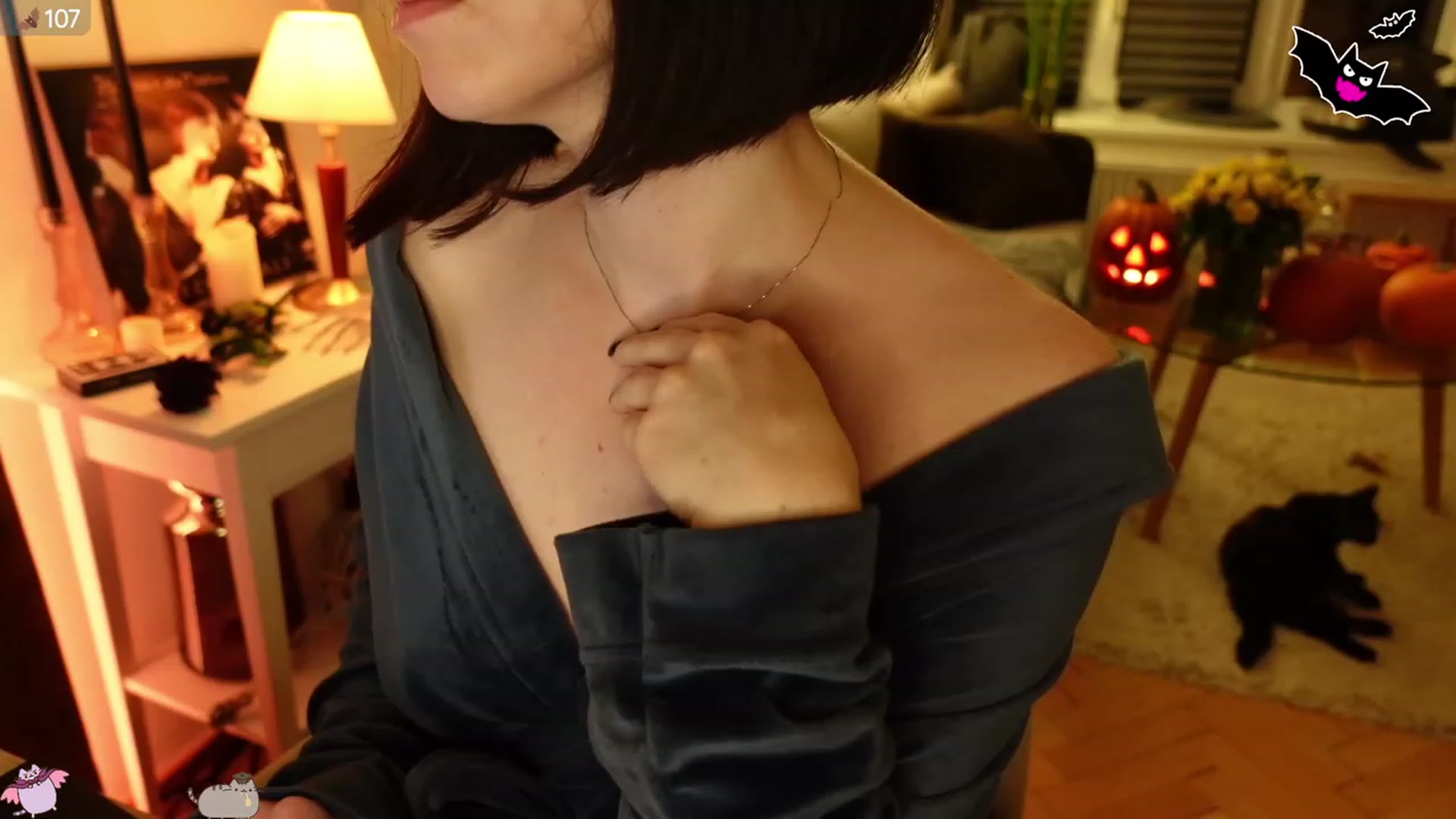 Gallery image thumbnail from Maddie's myfreecams stream on, 10/29/2023, 02:13 image 2 of 20