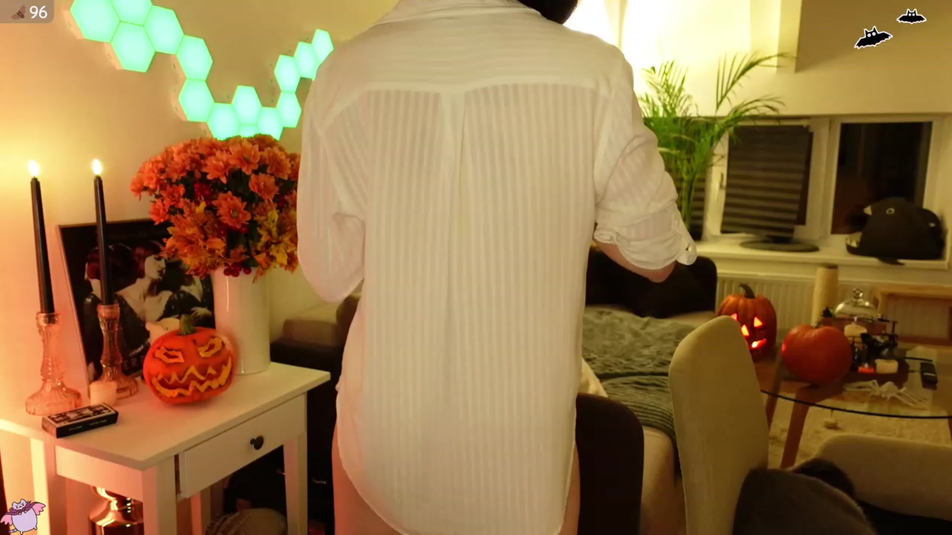 Gallery image thumbnail from Maddie's myfreecams stream on, 10/30/2023, 24:01 image 17 of 20