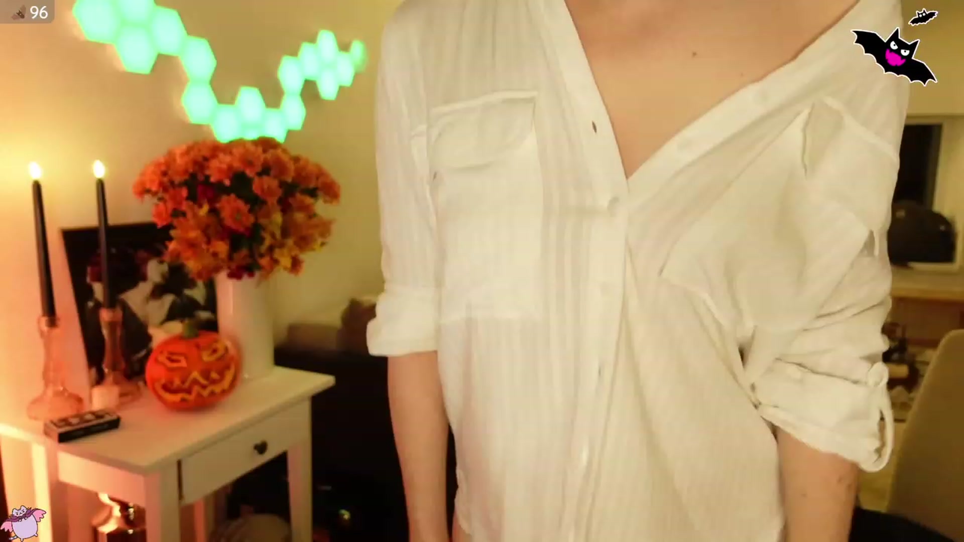Gallery image thumbnail from Maddie's myfreecams stream on, 10/30/2023, 24:01 image 13 of 20