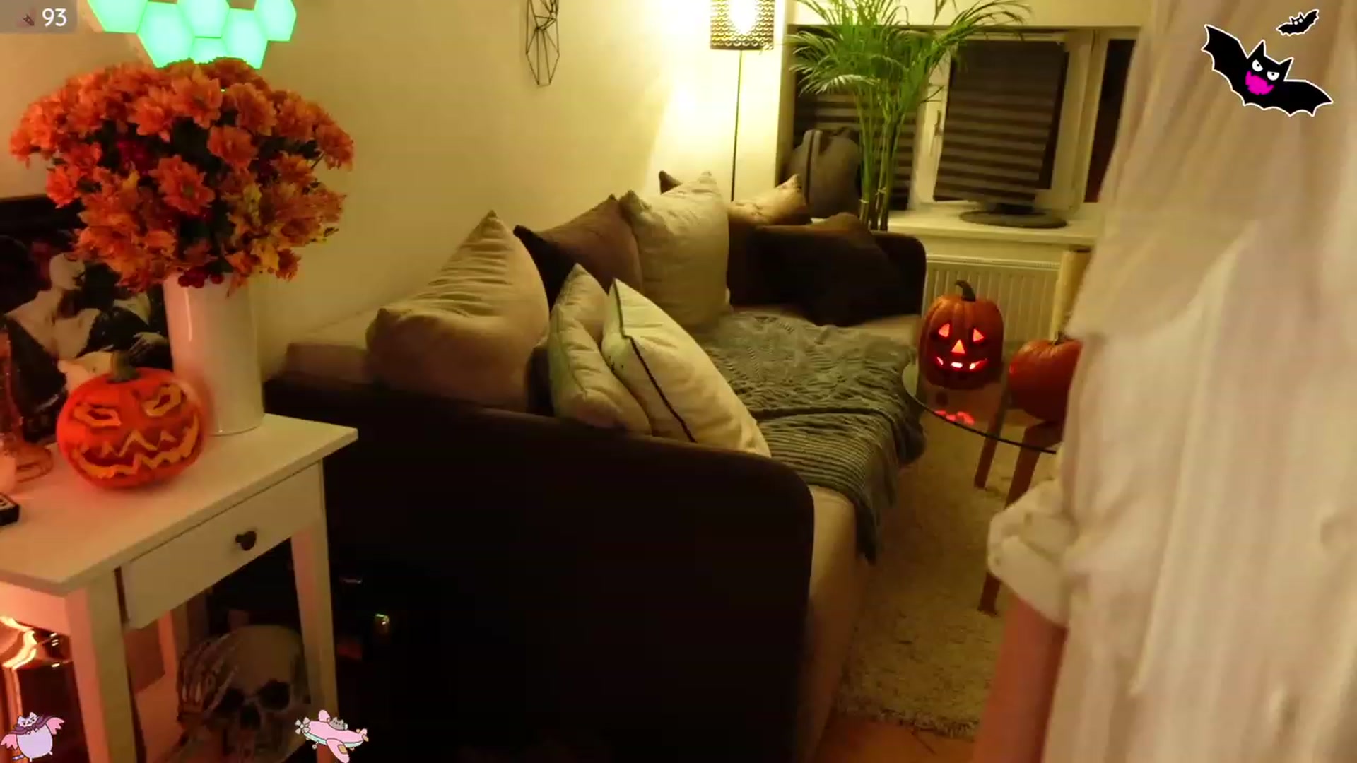 Gallery image thumbnail from Maddie's myfreecams stream on, 10/30/2023, 01:47 image 8 of 20