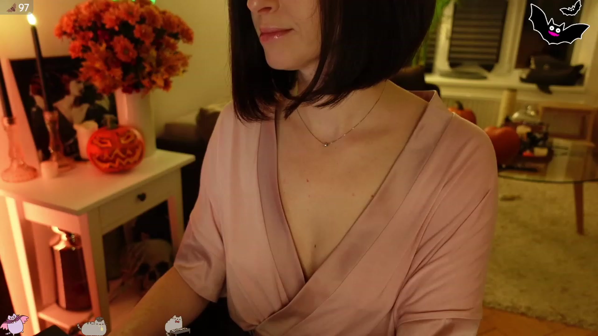 Gallery image thumbnail from Maddie's myfreecams stream on, 10/31/2023, 03:52 image 12 of 20