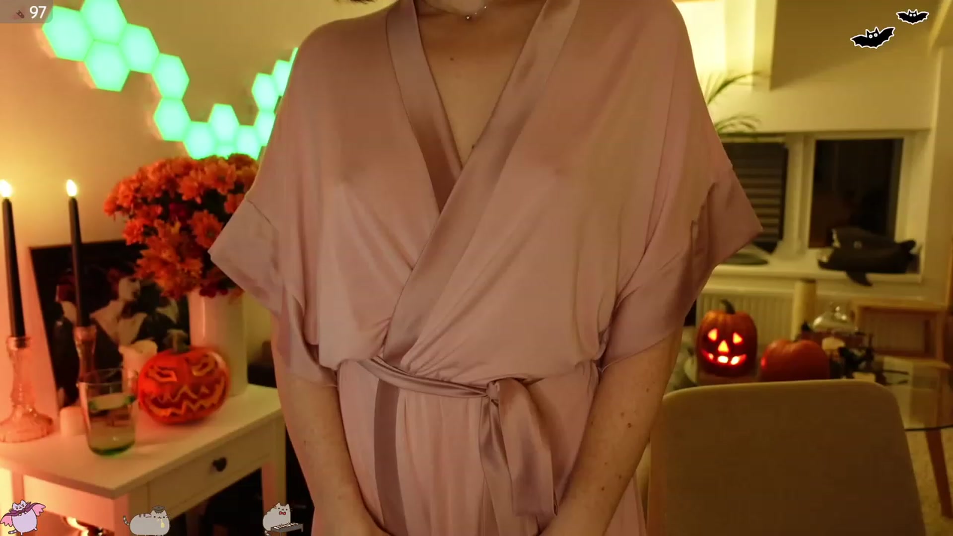 Gallery image thumbnail from Maddie's myfreecams stream on, 10/31/2023, 03:52 image 16 of 20
