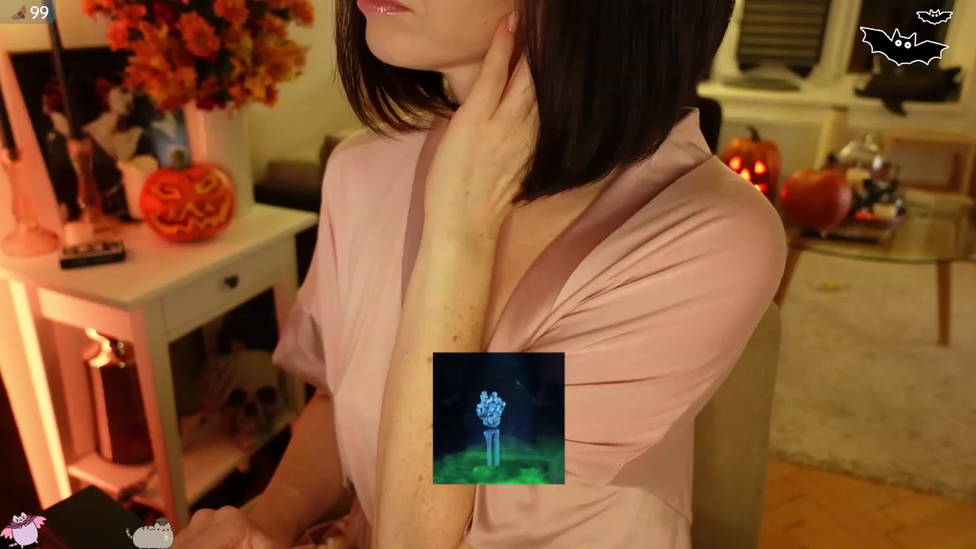 Gallery image thumbnail from Maddie's myfreecams stream on, 10/31/2023, 03:52 image 4 of 20