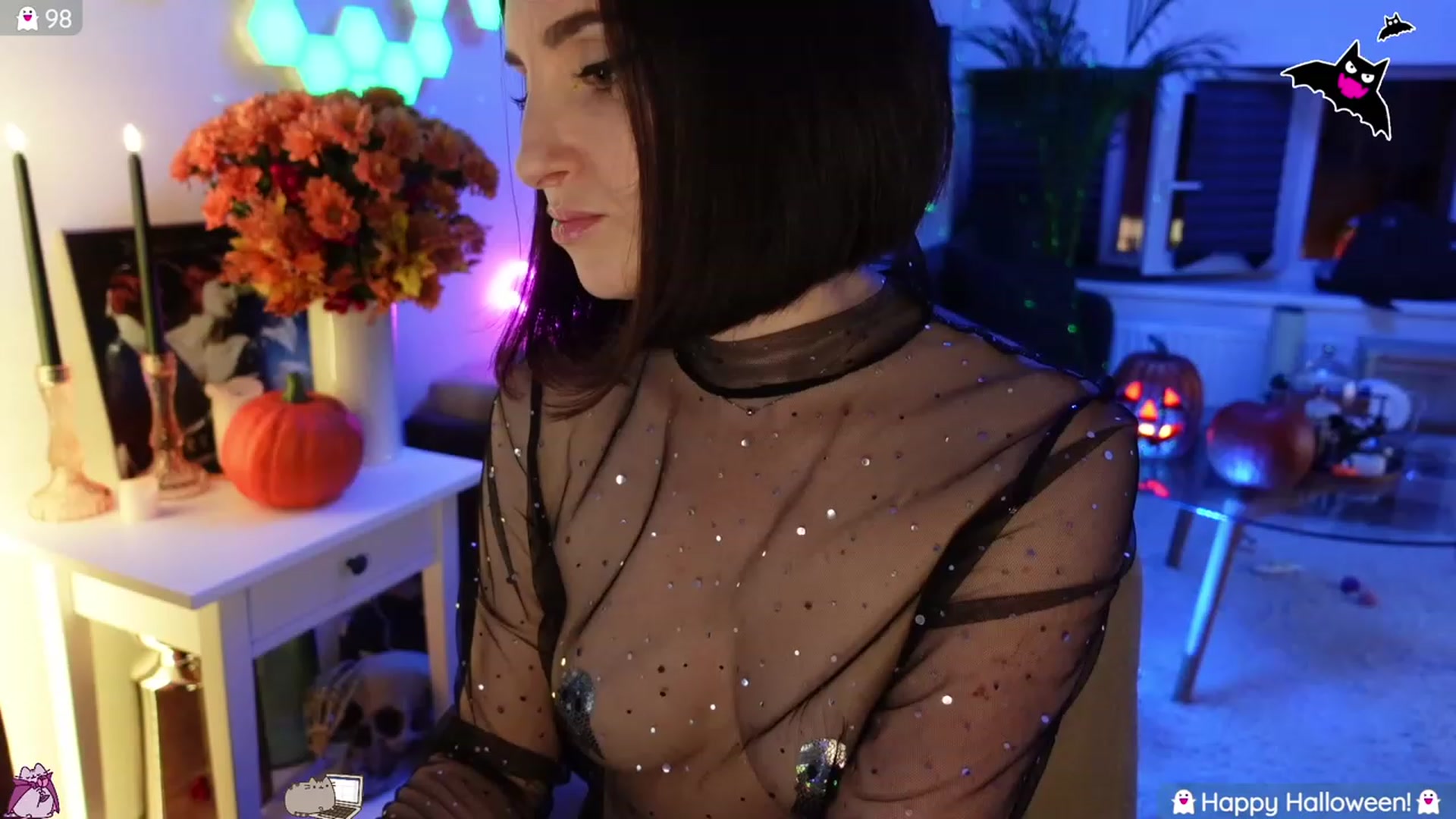 Gallery image thumbnail from Maddie's myfreecams stream on, 11/01/2023, 02:49 image 10 of 20