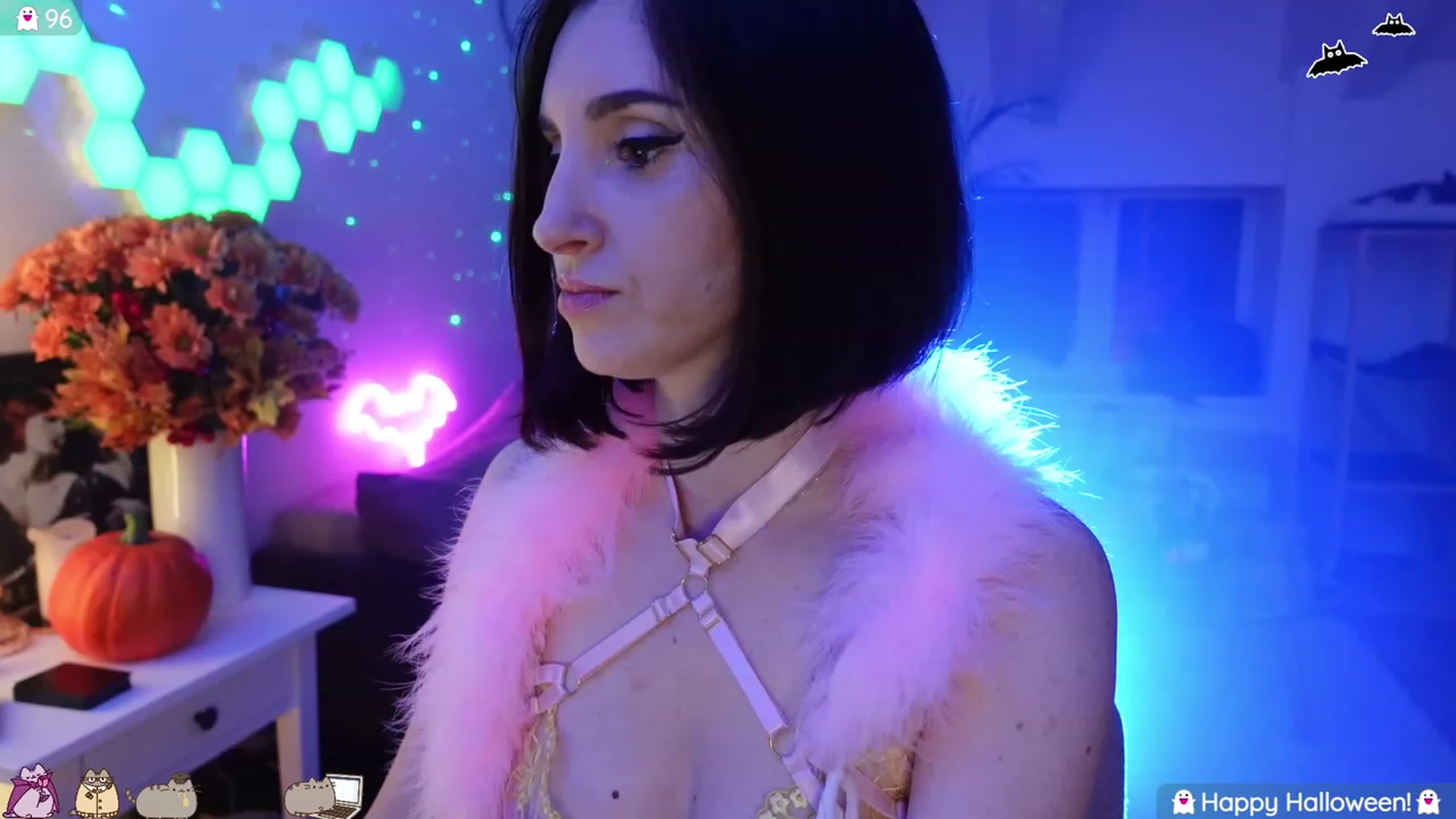 Gallery image thumbnail from Maddie's myfreecams stream on, 11/01/2023, 04:08 image 2 of 20