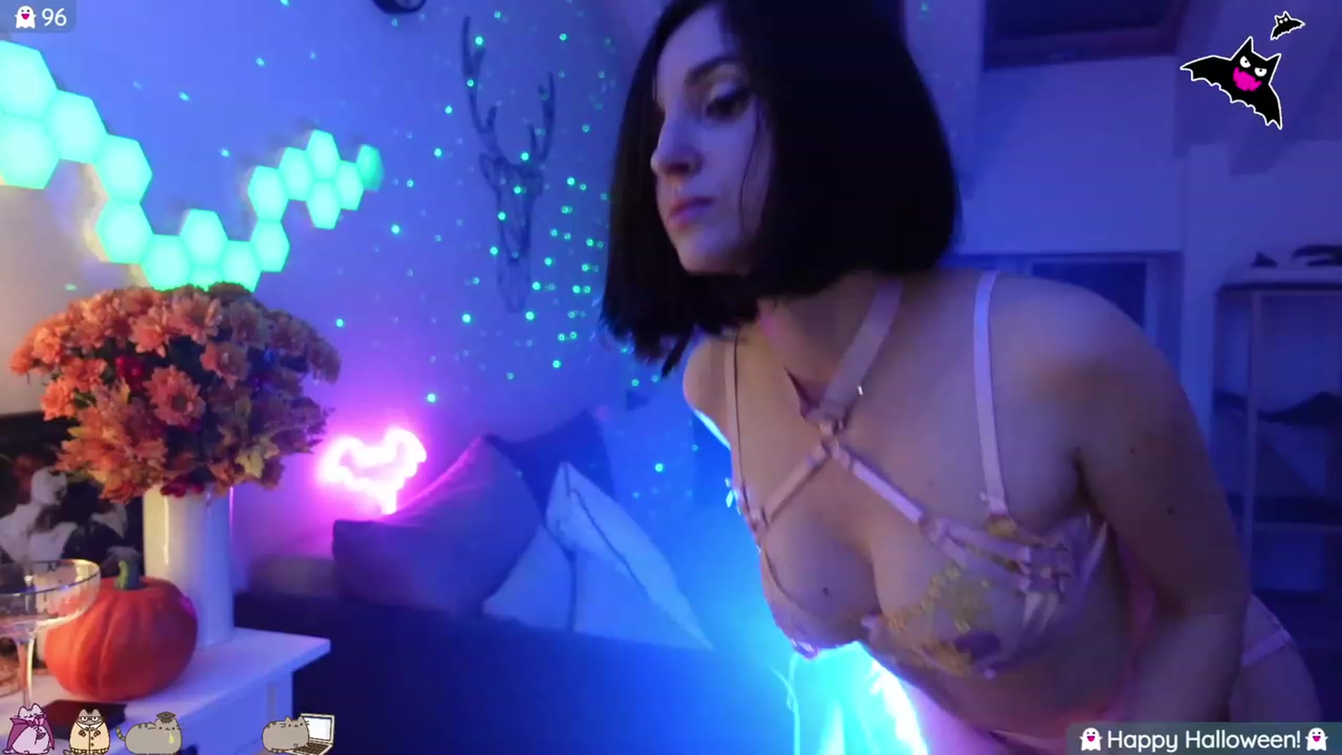 Gallery image thumbnail from Maddie's myfreecams stream on, 11/01/2023, 04:08 image 13 of 20