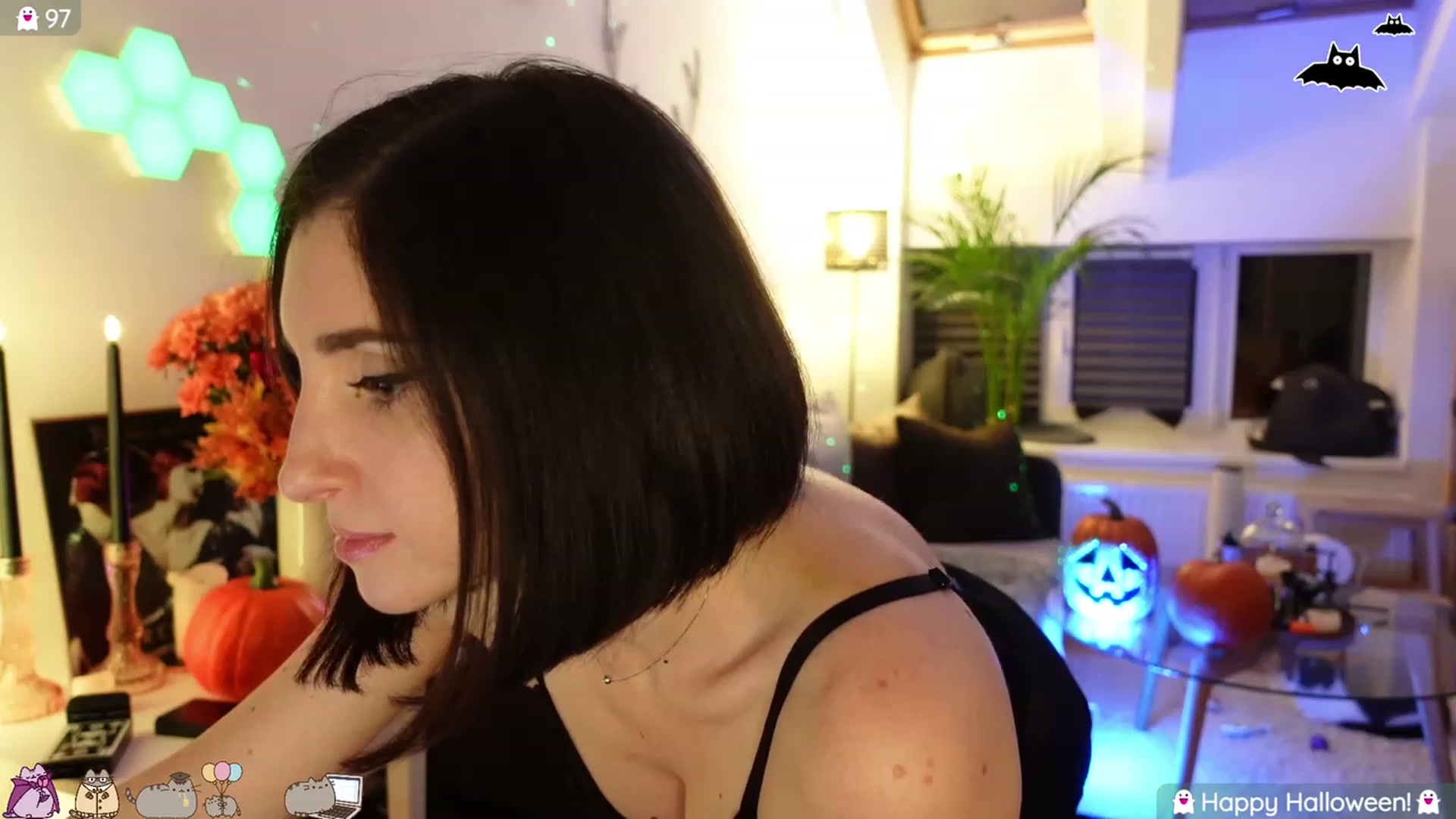 Gallery image thumbnail from Maddie's myfreecams stream on, 11/01/2023, 04:44 image 15 of 20