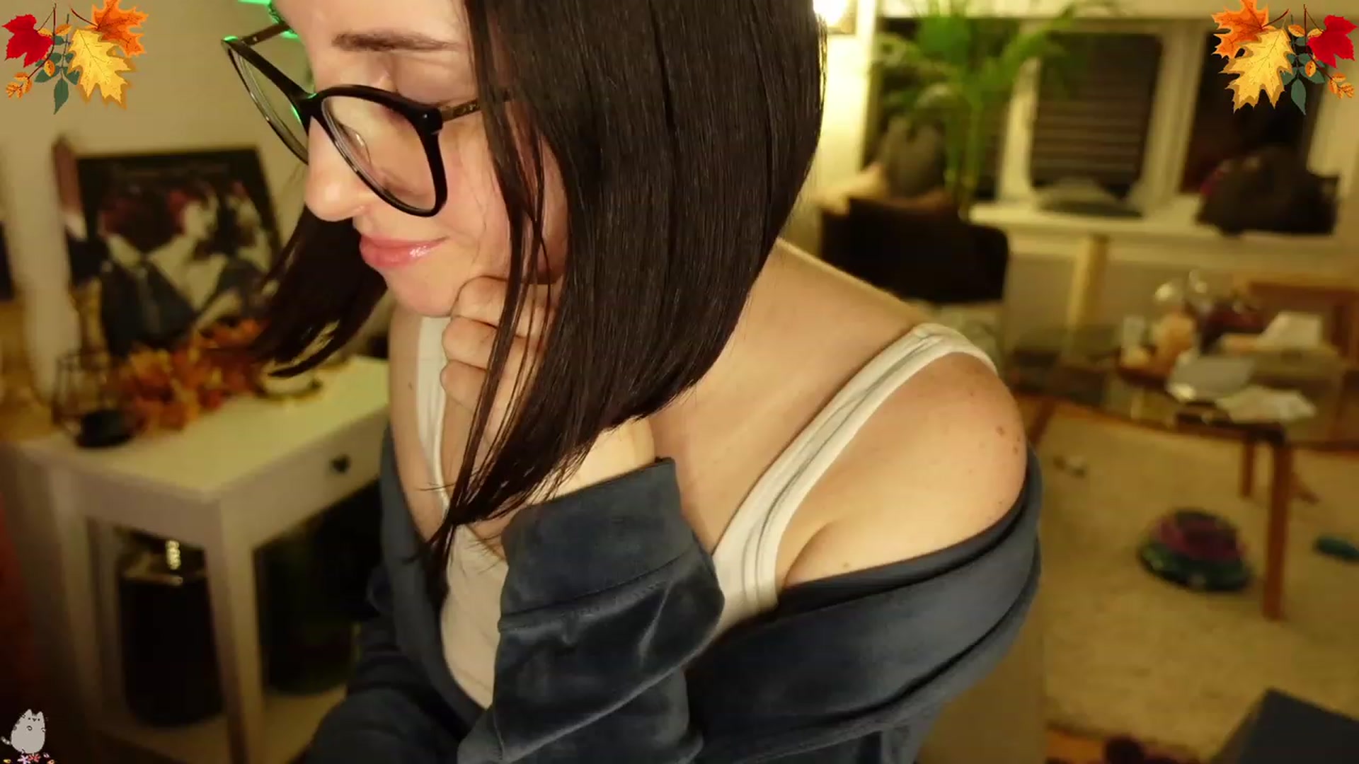 Gallery image thumbnail from Maddie's myfreecams stream on, 11/22/2023, 19:19 image 5 of 20