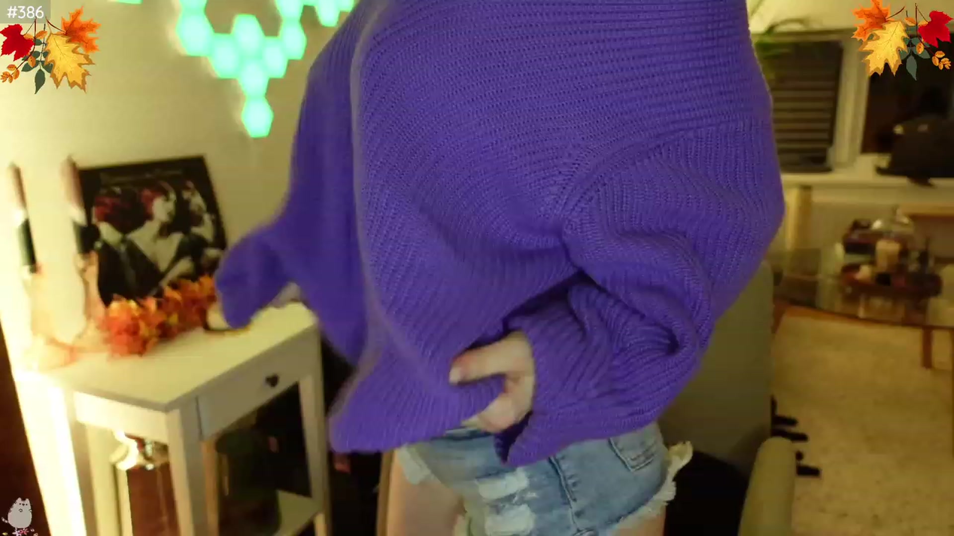 Gallery image thumbnail from Maddie's myfreecams stream on, 11/27/2023, 02:35 image 7 of 20