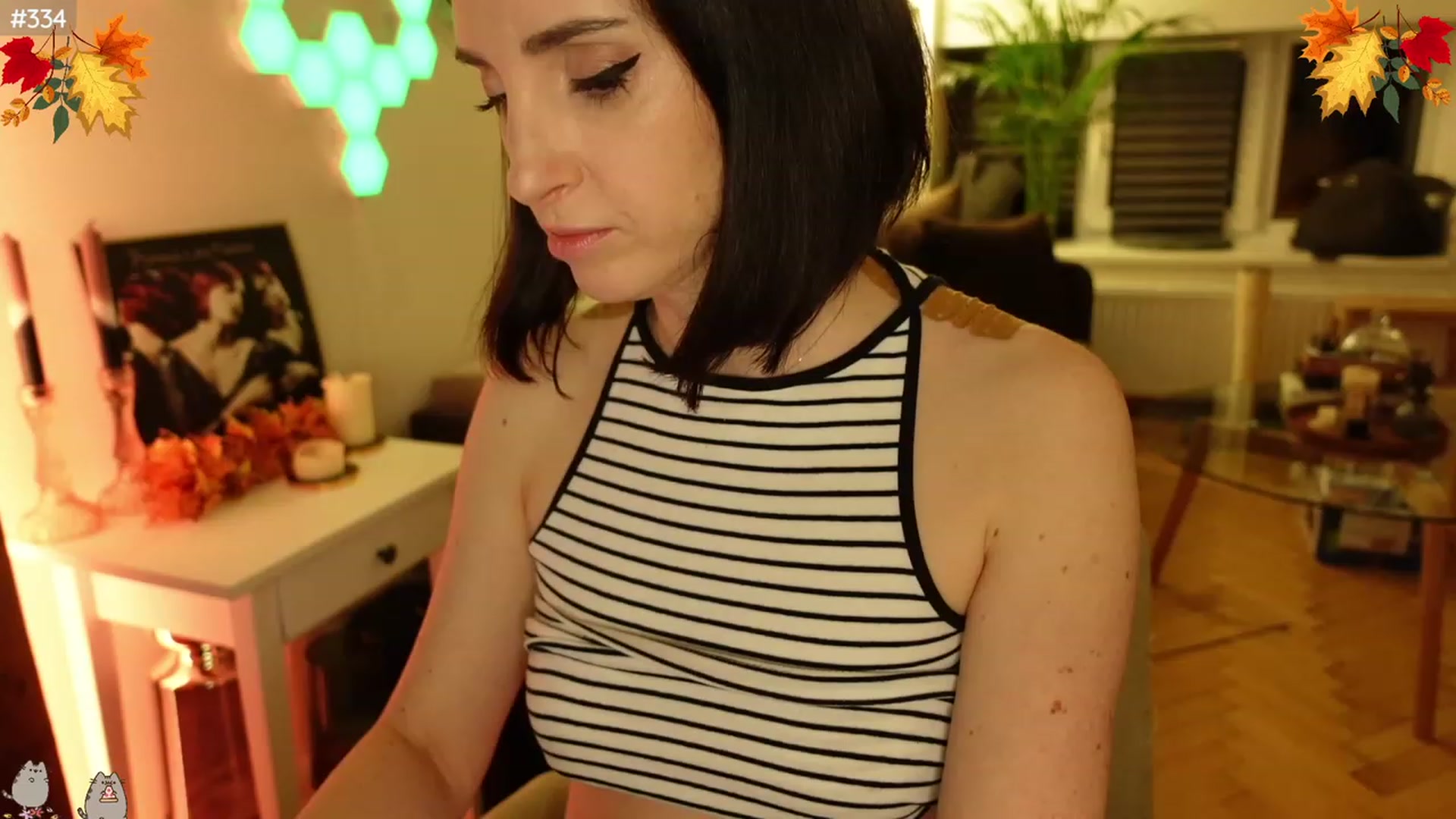 Gallery image thumbnail from Maddie's myfreecams stream on, 11/28/2023, 04:08 image 10 of 20