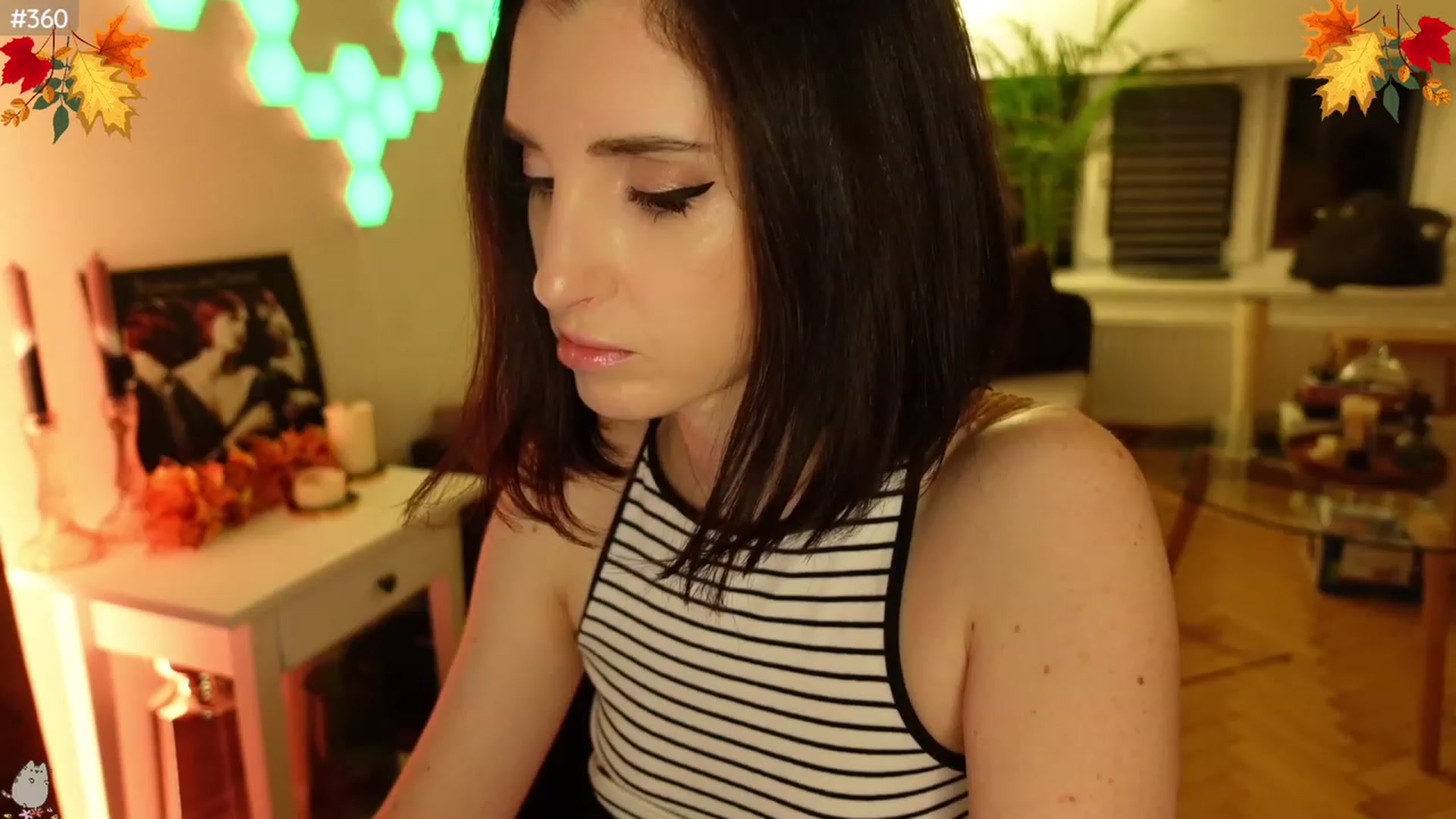 Gallery image thumbnail from Maddie's myfreecams stream on, 11/28/2023, 04:08 image 1 of 20
