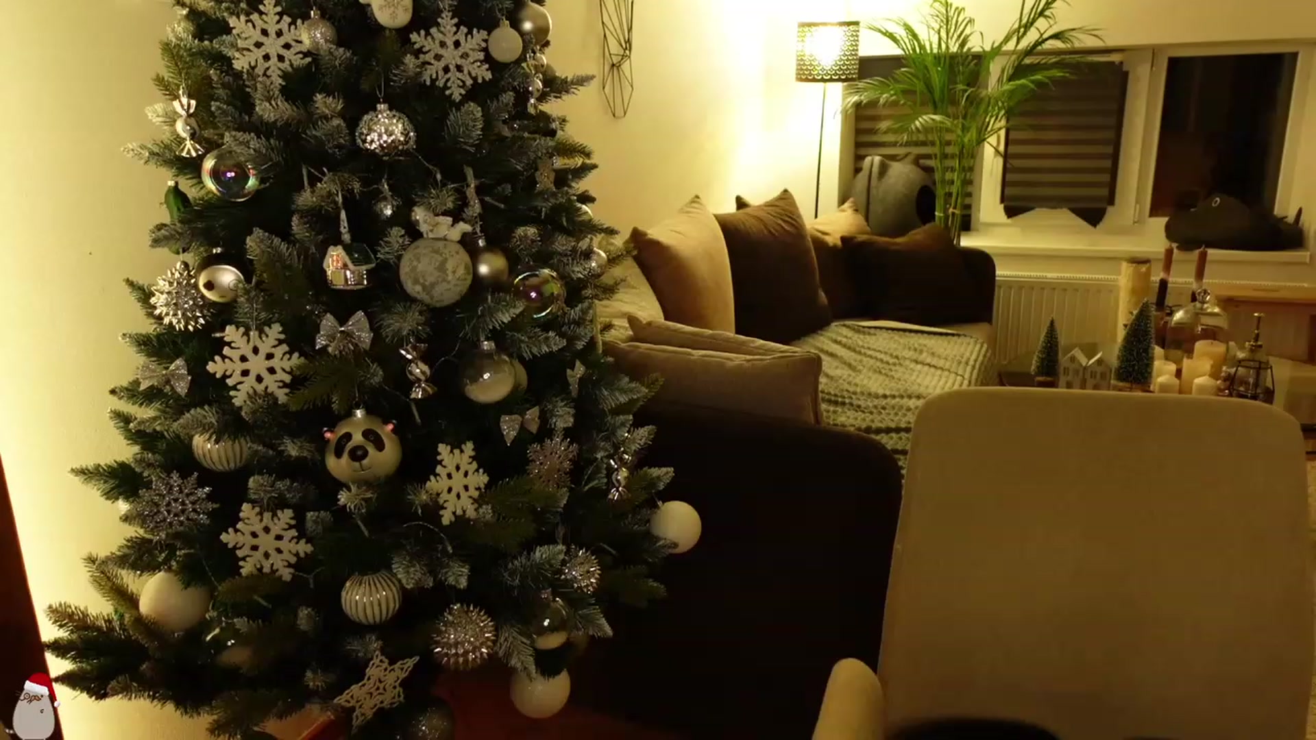 Gallery image thumbnail from Maddie's myfreecams stream on, 12/16/2023, 02:46 image 4 of 20