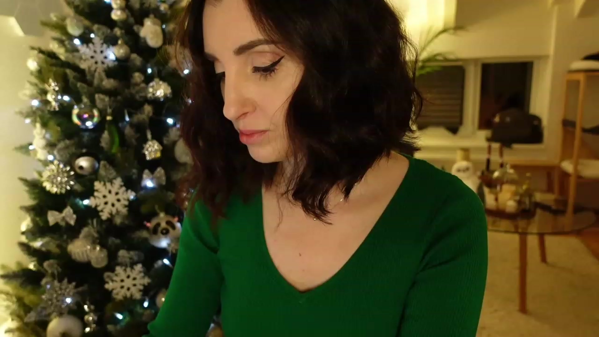 Gallery image thumbnail from Maddie's myfreecams stream on, 12/22/2023, 02:10 image 18 of 20
