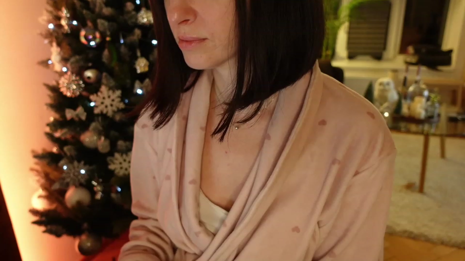 Gallery image thumbnail from Maddie's myfreecams stream on, 12/26/2023, 05:53 image 14 of 20