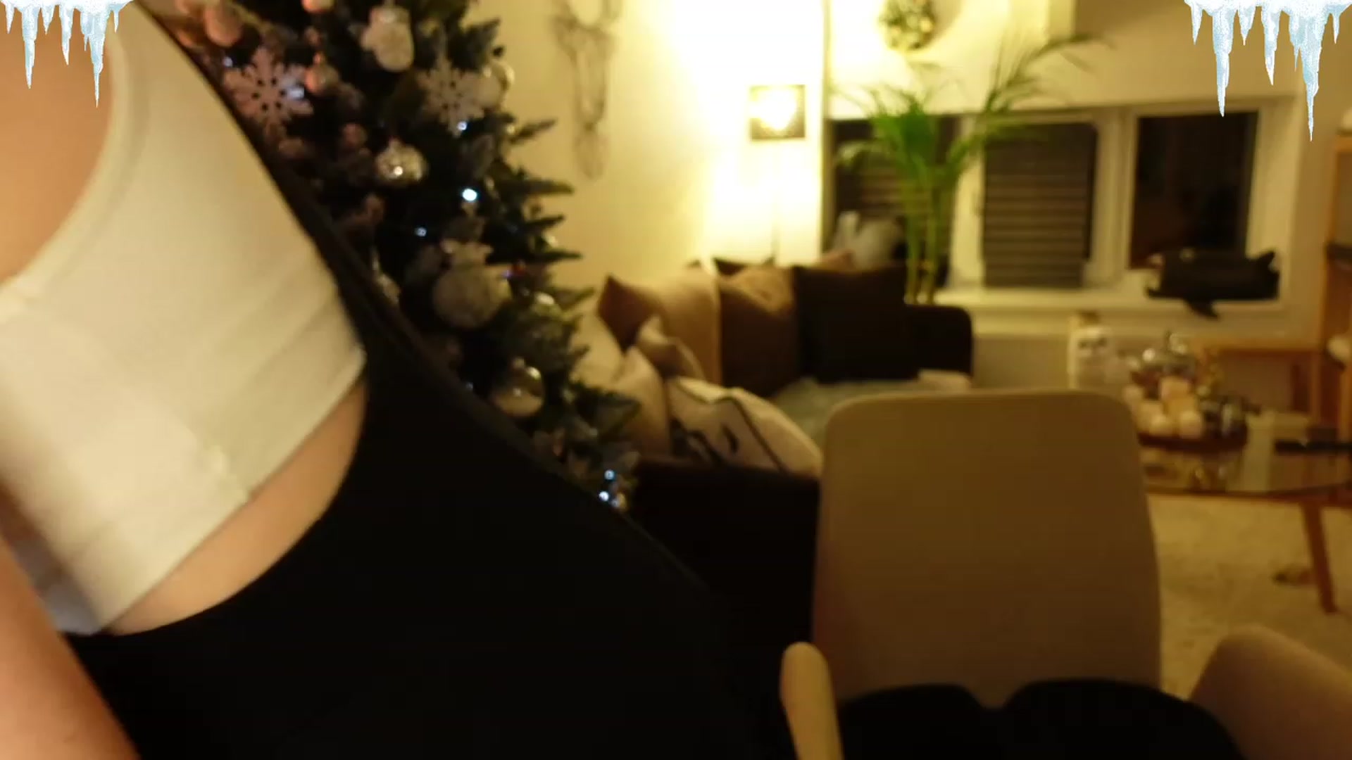 Gallery image thumbnail from Maddie's myfreecams stream on, 01/04/2024, 01:59 image 6 of 20