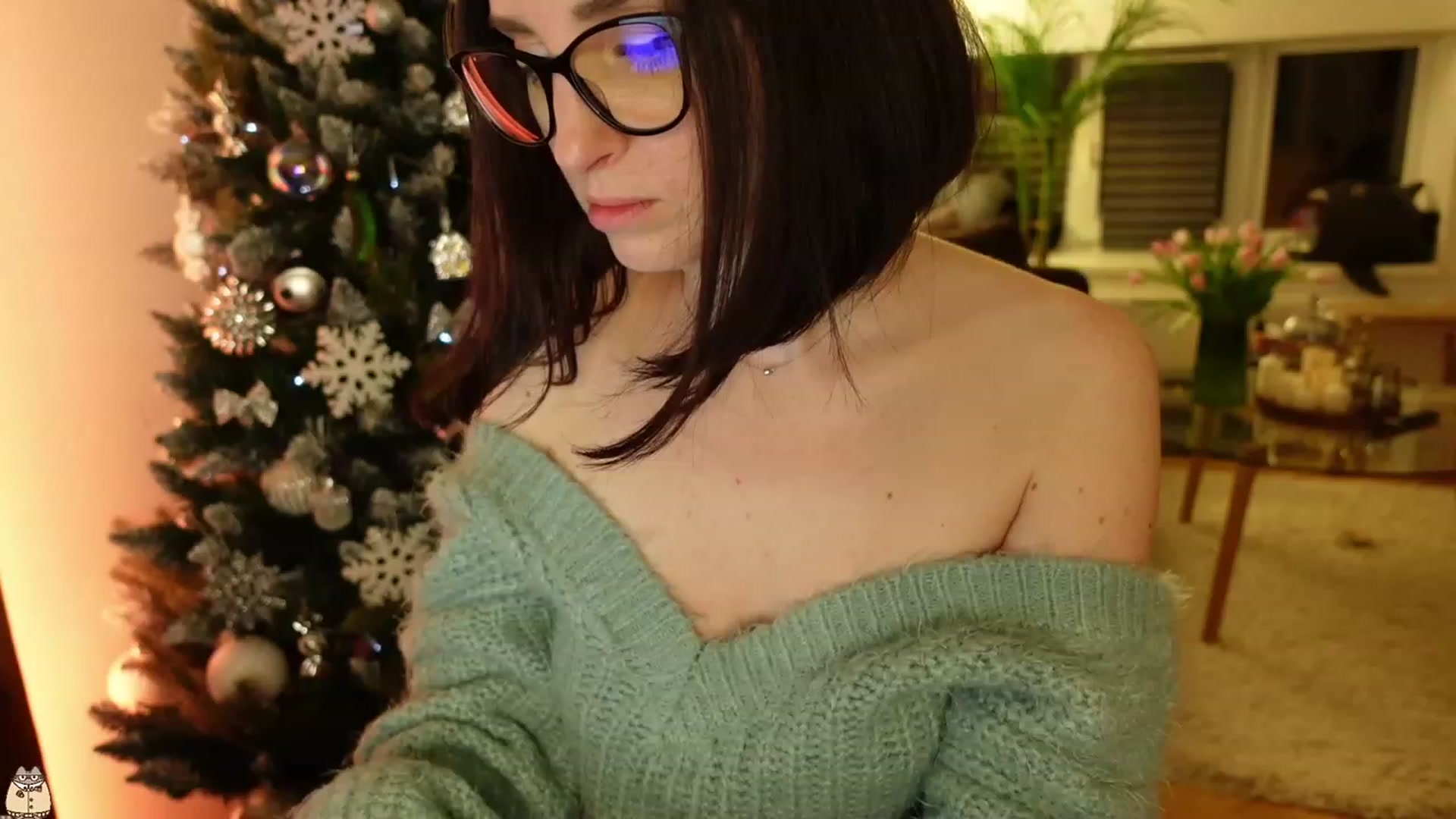 Gallery image thumbnail from Maddie's myfreecams stream on, 01/07/2024, 02:04 image 16 of 20