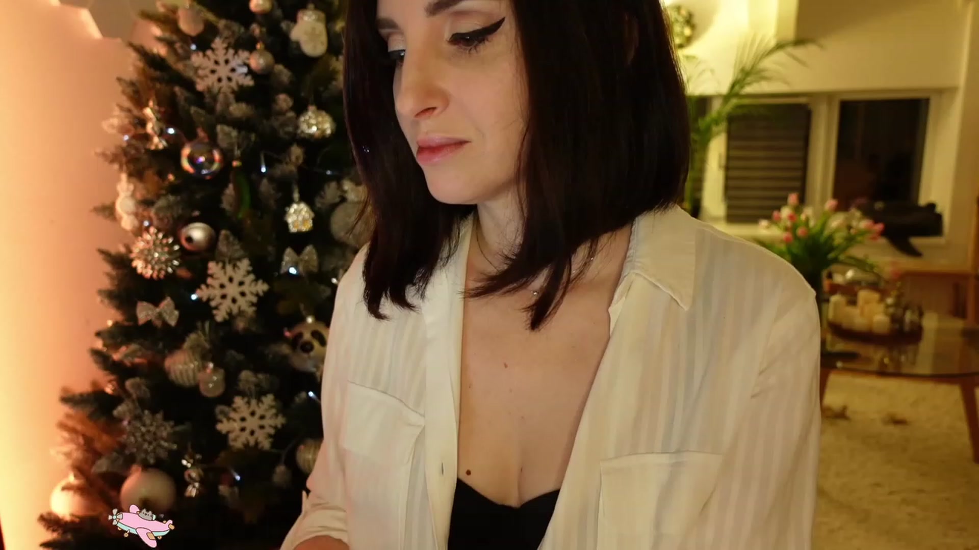 Gallery image thumbnail from Maddie's myfreecams stream on, 01/08/2024, 02:11 image 7 of 20