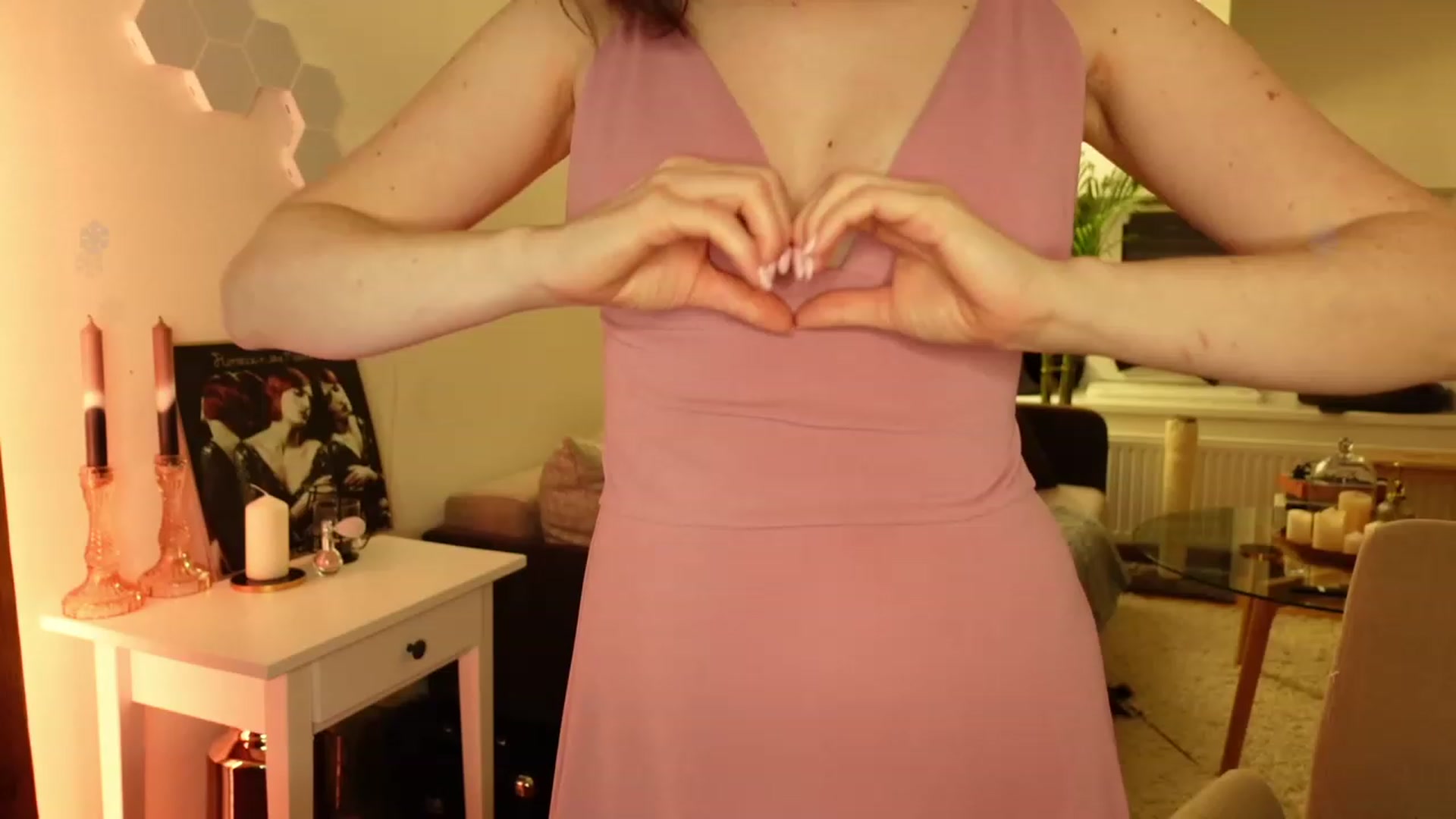 Gallery image thumbnail from Maddie's myfreecams stream on, 01/22/2024, 02:20 image 16 of 20