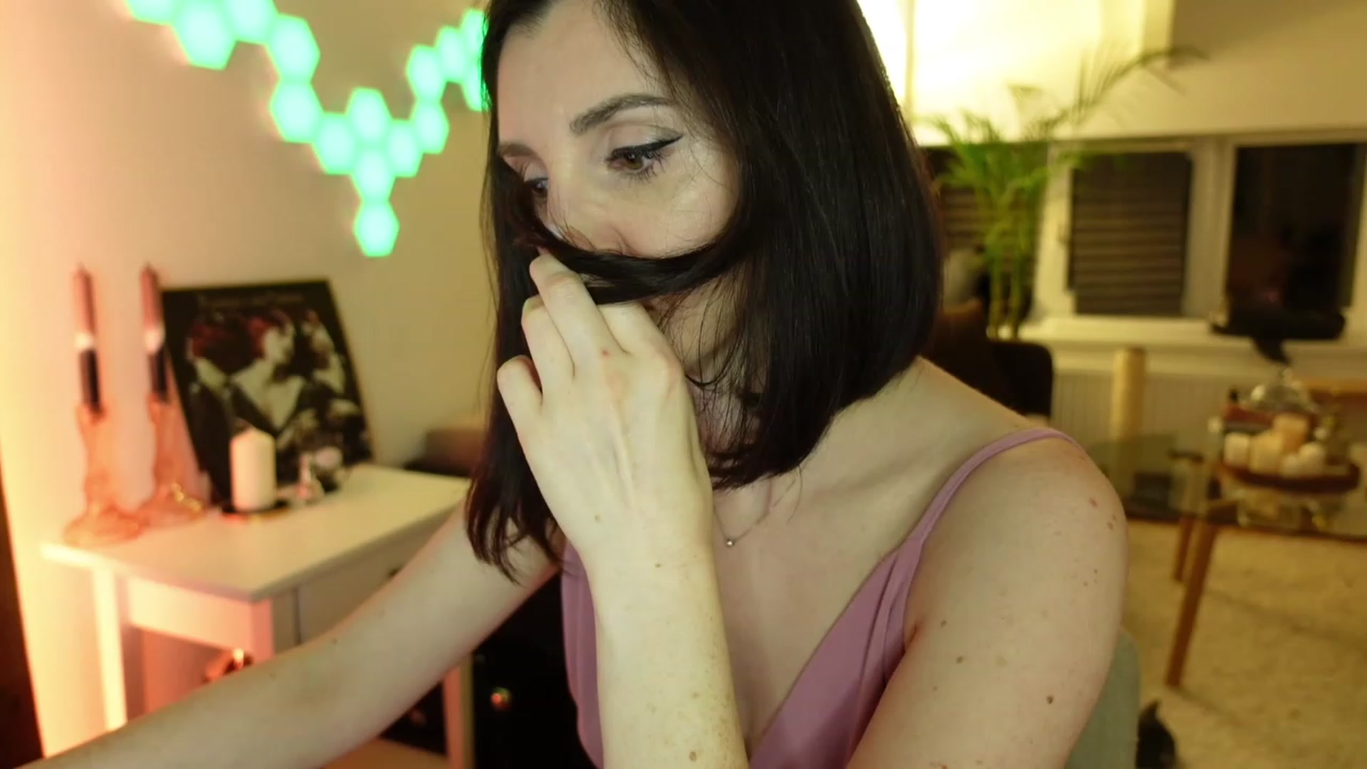 Gallery image thumbnail from Maddie's myfreecams stream on, 01/24/2024, 05:03 image 3 of 20