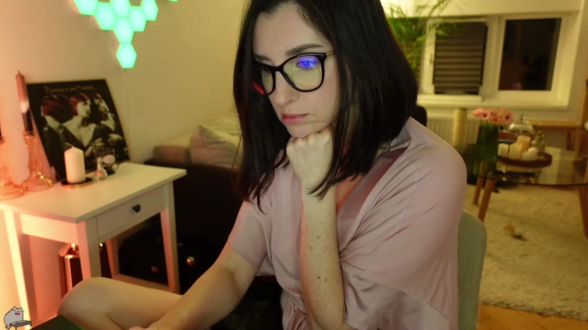 Gallery image thumbnail from Maddie's myfreecams stream on, 01/25/2024, 01:04 image 11 of 20