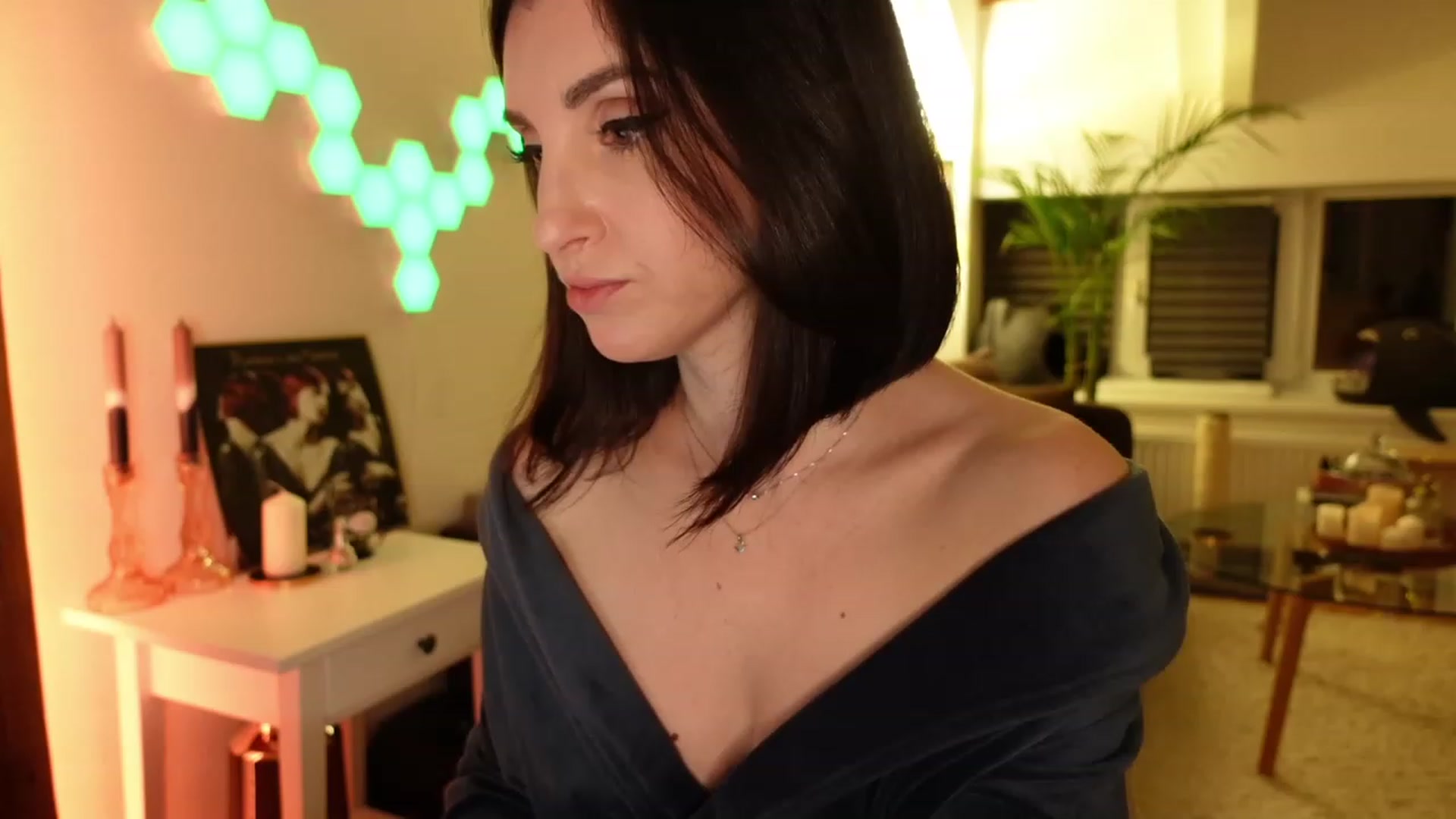 Gallery image thumbnail from Maddie's myfreecams stream on, 01/26/2024, 01:30 image 4 of 20