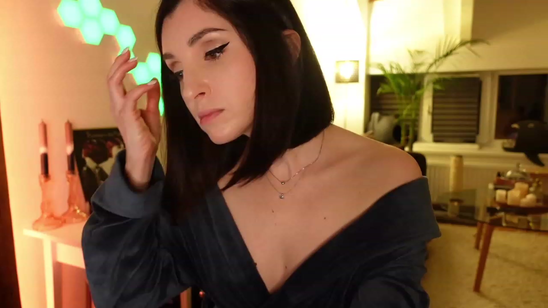 Gallery image thumbnail from Maddie's myfreecams stream on, 01/26/2024, 01:30 image 7 of 20