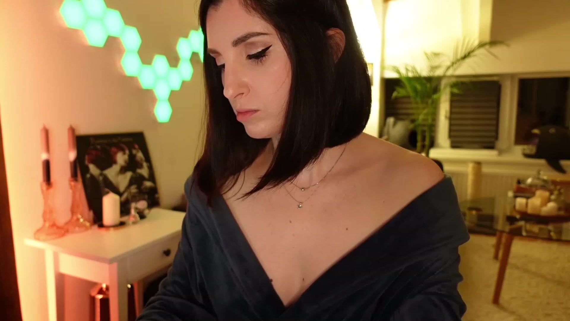 Gallery image thumbnail from Maddie's myfreecams stream on, 01/26/2024, 01:30 image 5 of 20