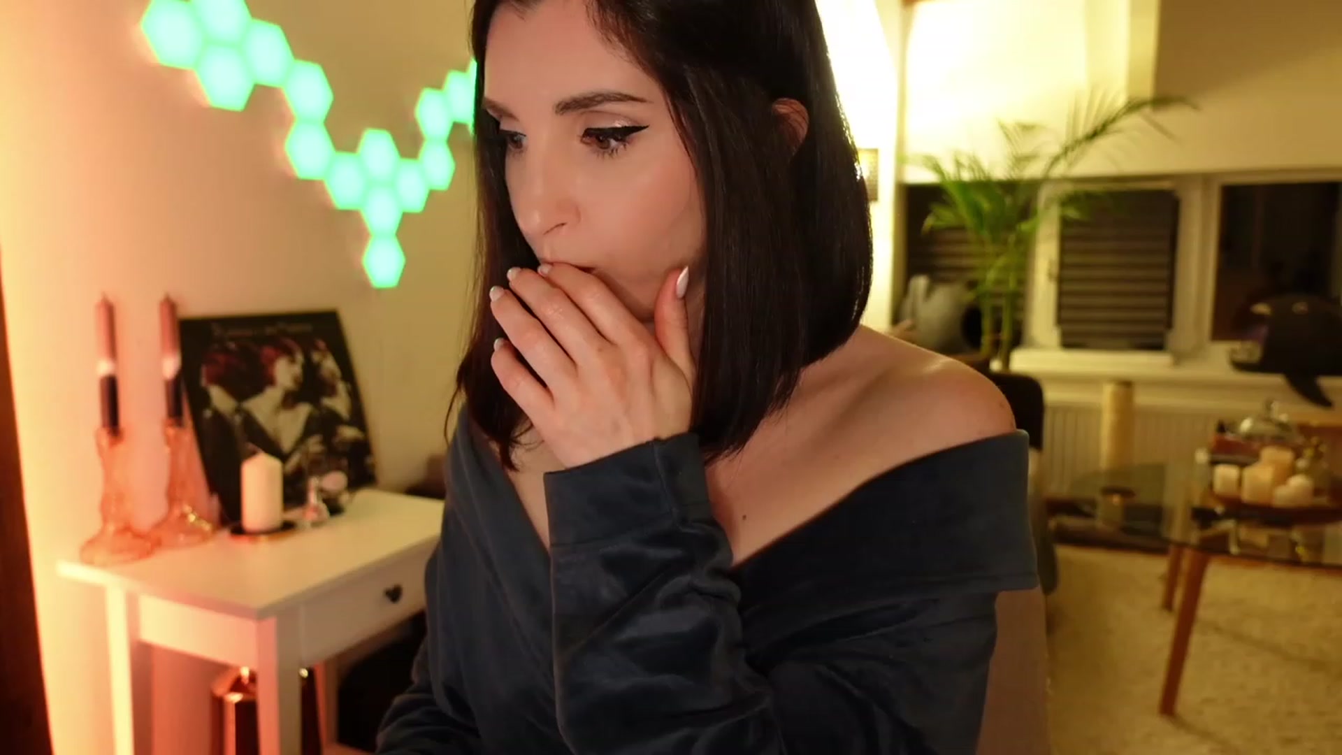 Gallery image thumbnail from Maddie's myfreecams stream on, 01/26/2024, 01:30 image 6 of 20