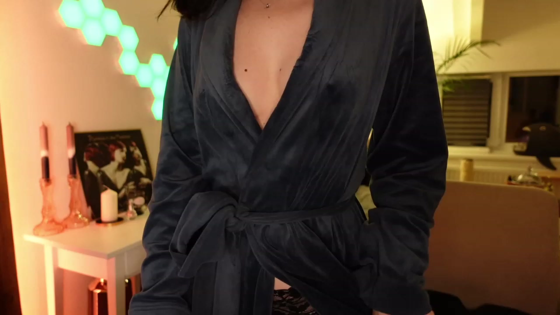 Gallery image thumbnail from Maddie's myfreecams stream on, 01/26/2024, 01:30 image 16 of 20
