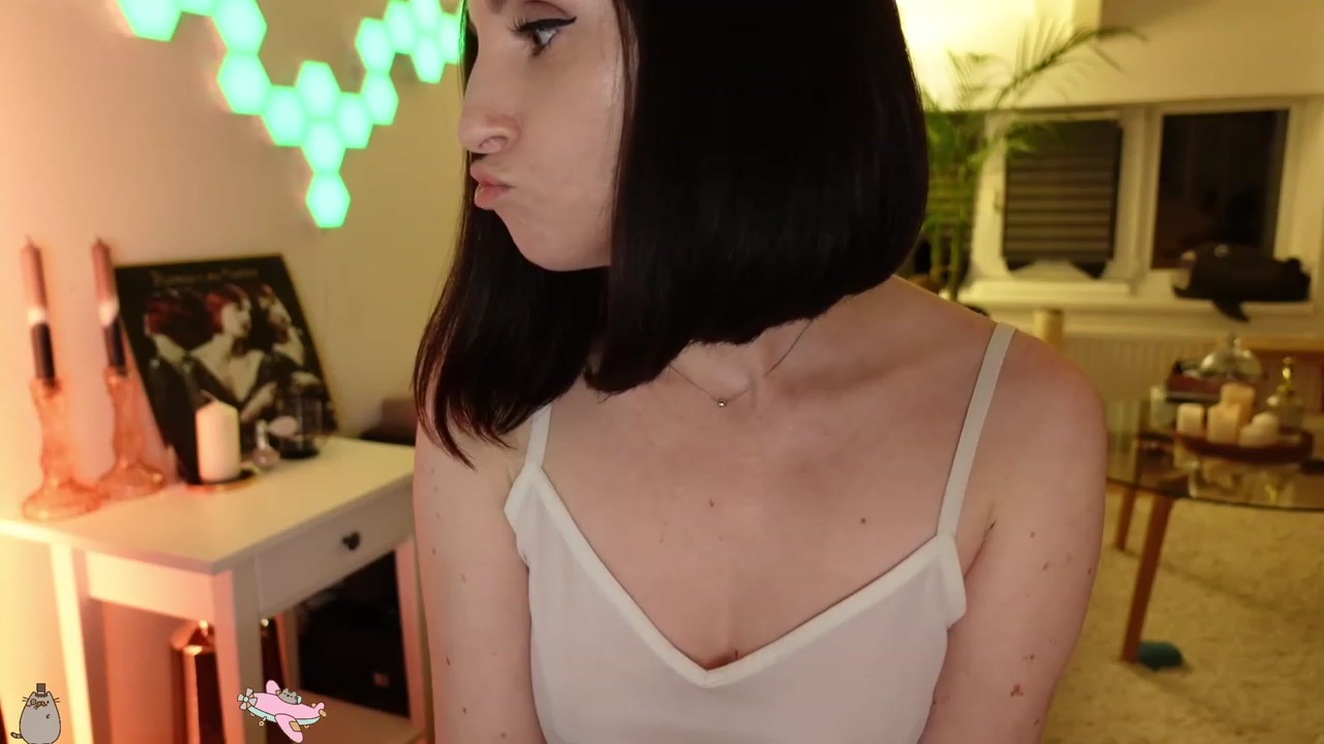Gallery image thumbnail from Maddie's myfreecams stream on, 01/29/2024, 02:02 image 12 of 20