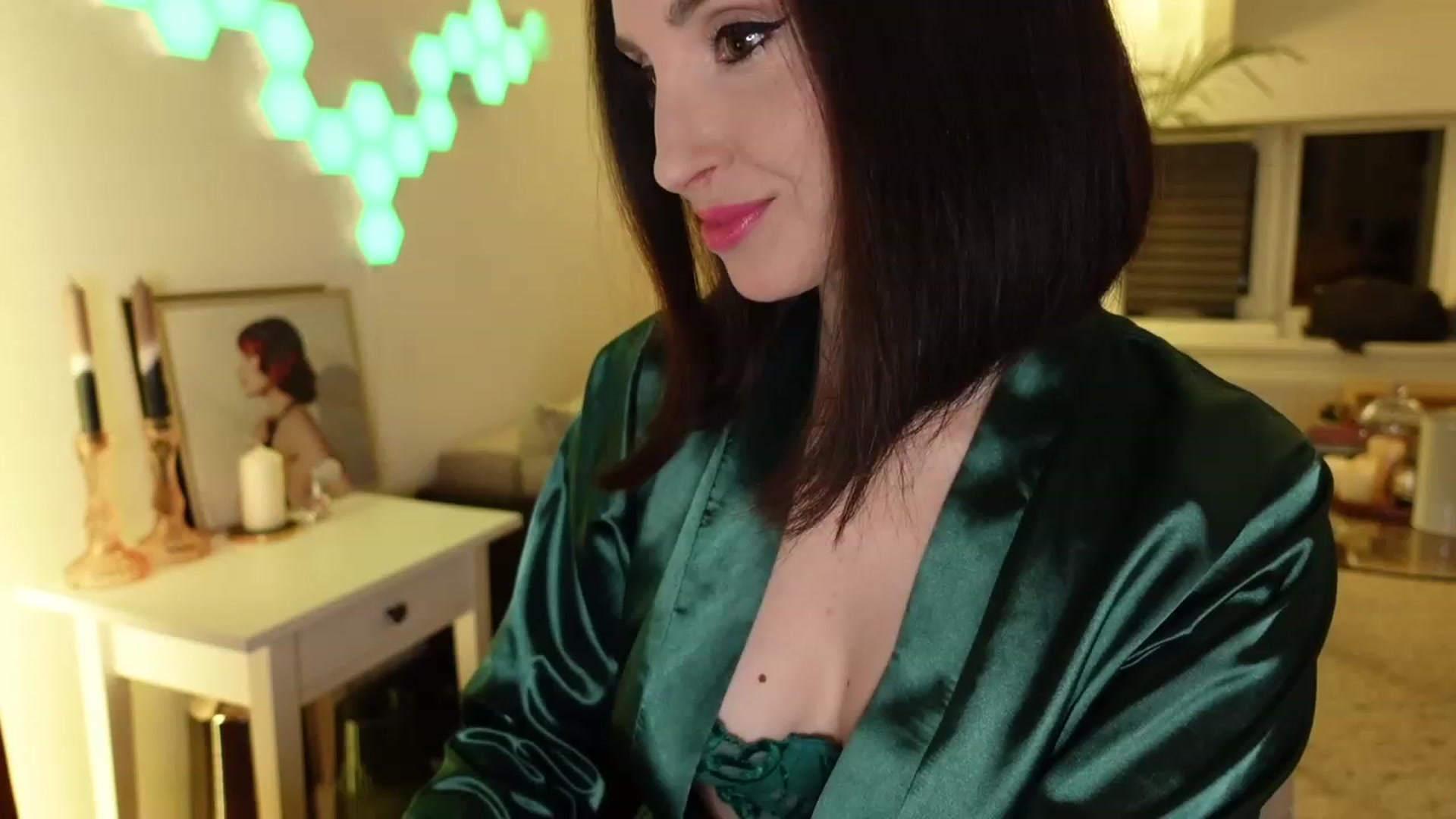 Gallery image thumbnail from Maddie's myfreecams stream on, 02/10/2024, 01:49 image 2 of 20