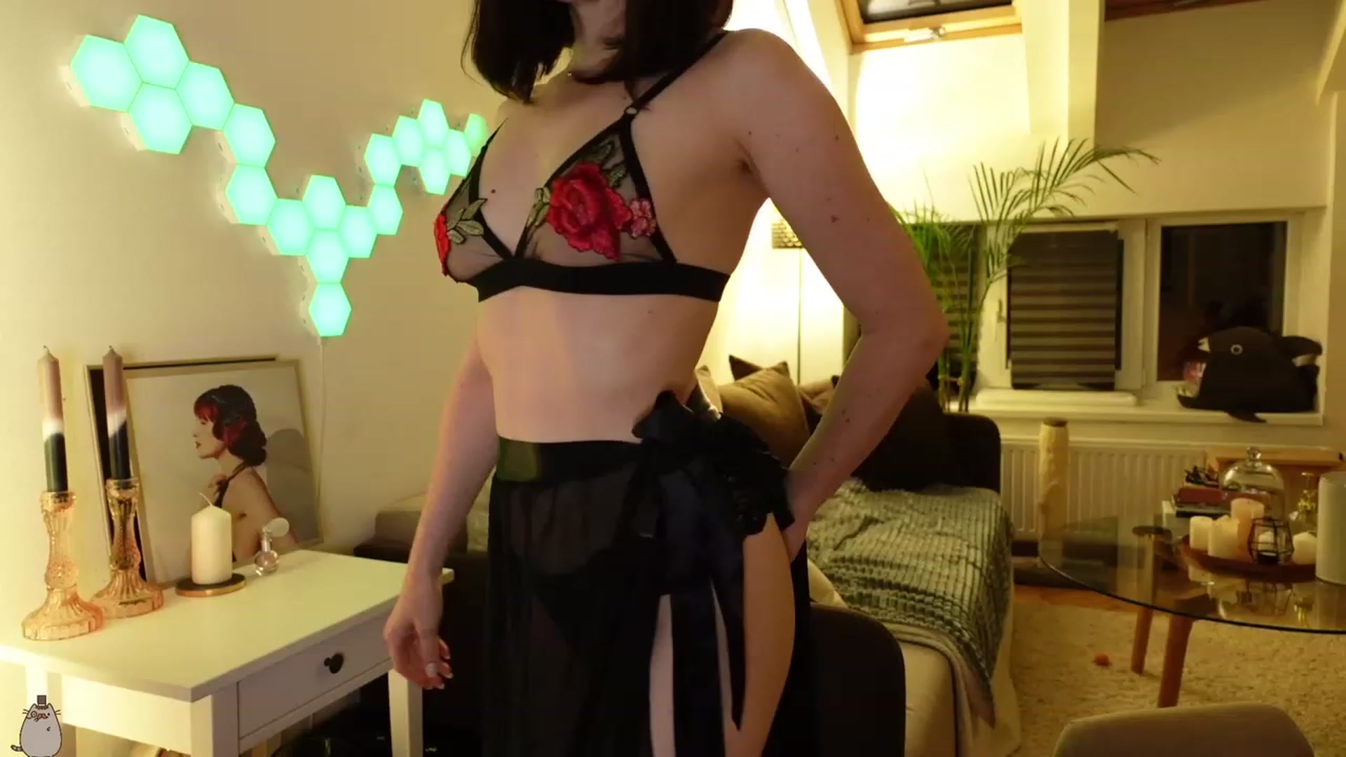 Gallery image thumbnail from Maddie's myfreecams stream on, 02/11/2024, 02:32 image 6 of 20