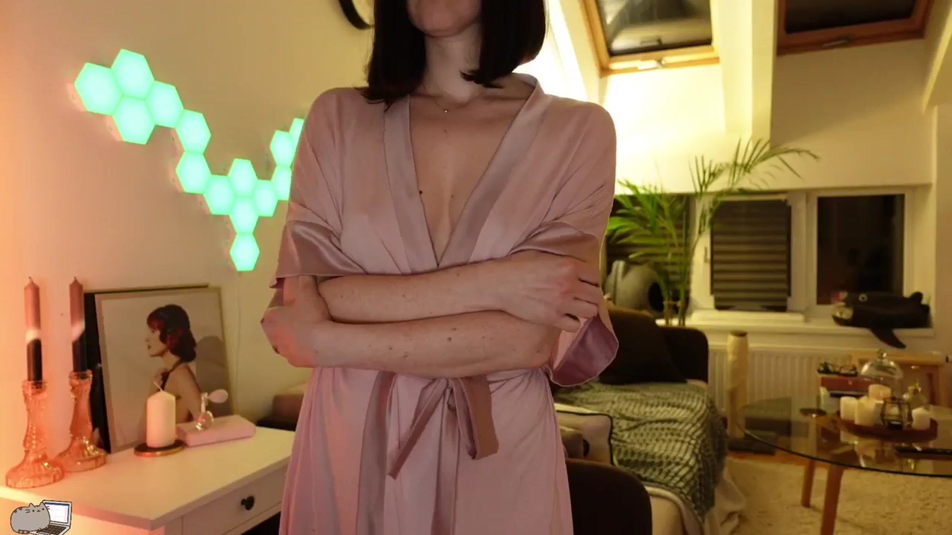 Gallery image thumbnail from Maddie's myfreecams stream on, 02/16/2024, 03:45 image 17 of 20
