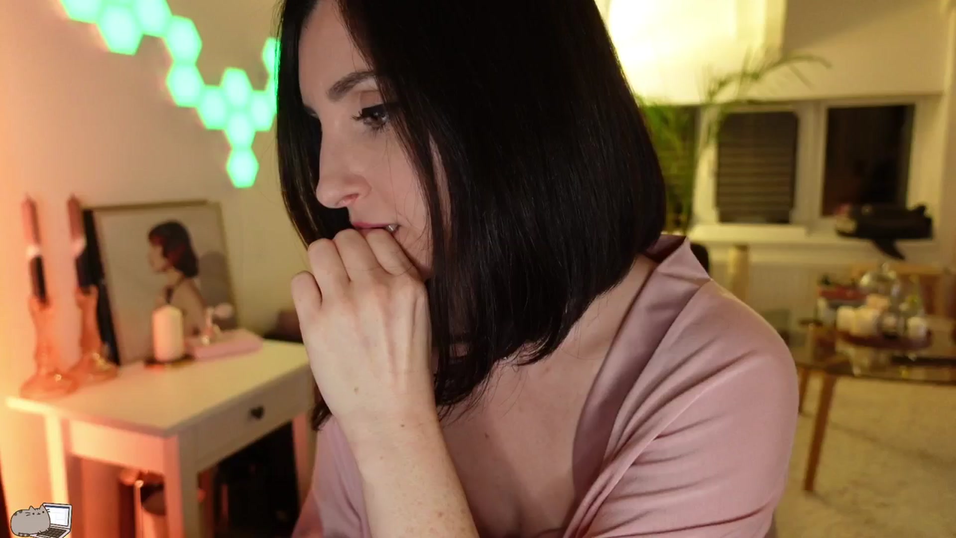 Gallery image thumbnail from Maddie's myfreecams stream on, 02/16/2024, 03:45 image 3 of 20