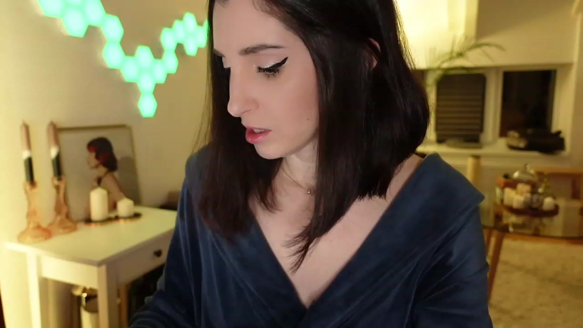 Gallery image thumbnail from Maddie's myfreecams stream on, 02/23/2024, 01:57 image 17 of 20