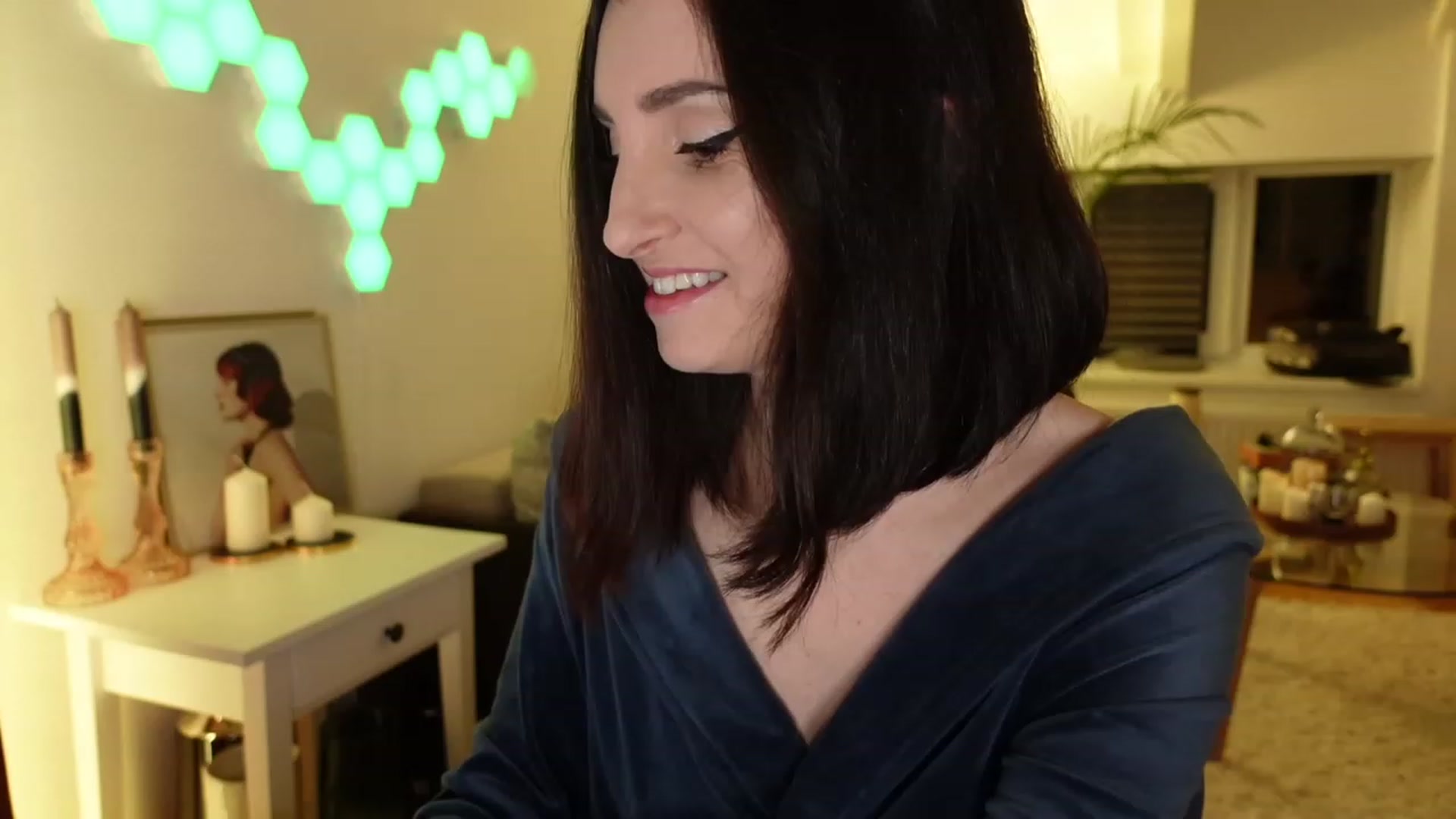 Gallery image thumbnail from Maddie's myfreecams stream on, 02/23/2024, 01:57 image 14 of 20