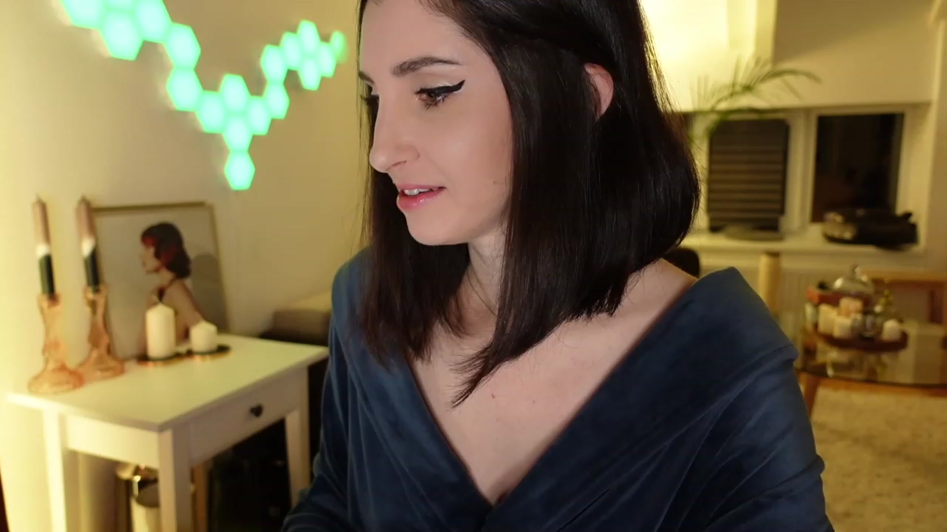 Gallery image thumbnail from Maddie's myfreecams stream on, 02/23/2024, 01:57 image 16 of 20