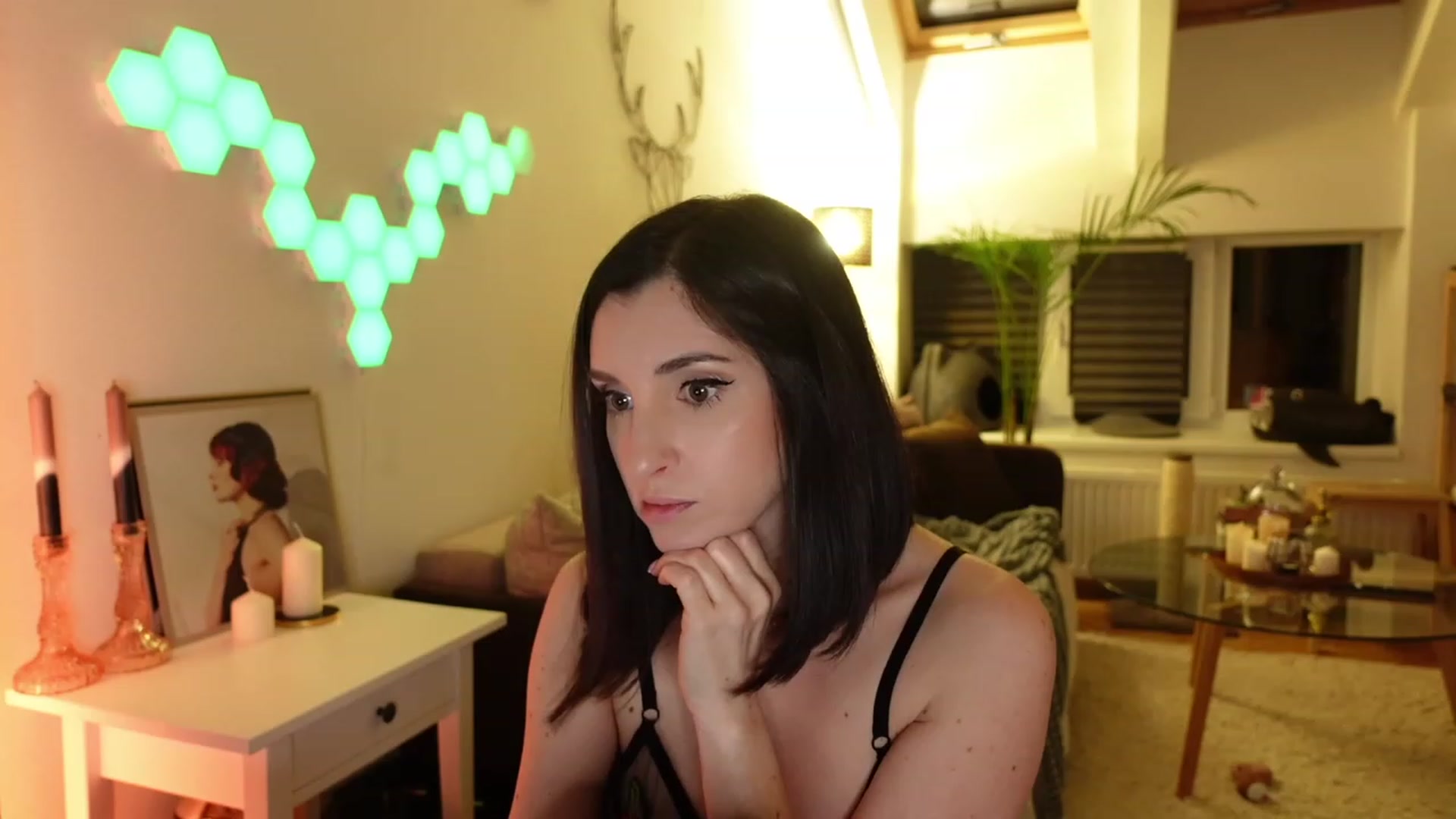 Gallery image thumbnail from Maddie's myfreecams stream on, 03/03/2024, 03:57 image 19 of 20