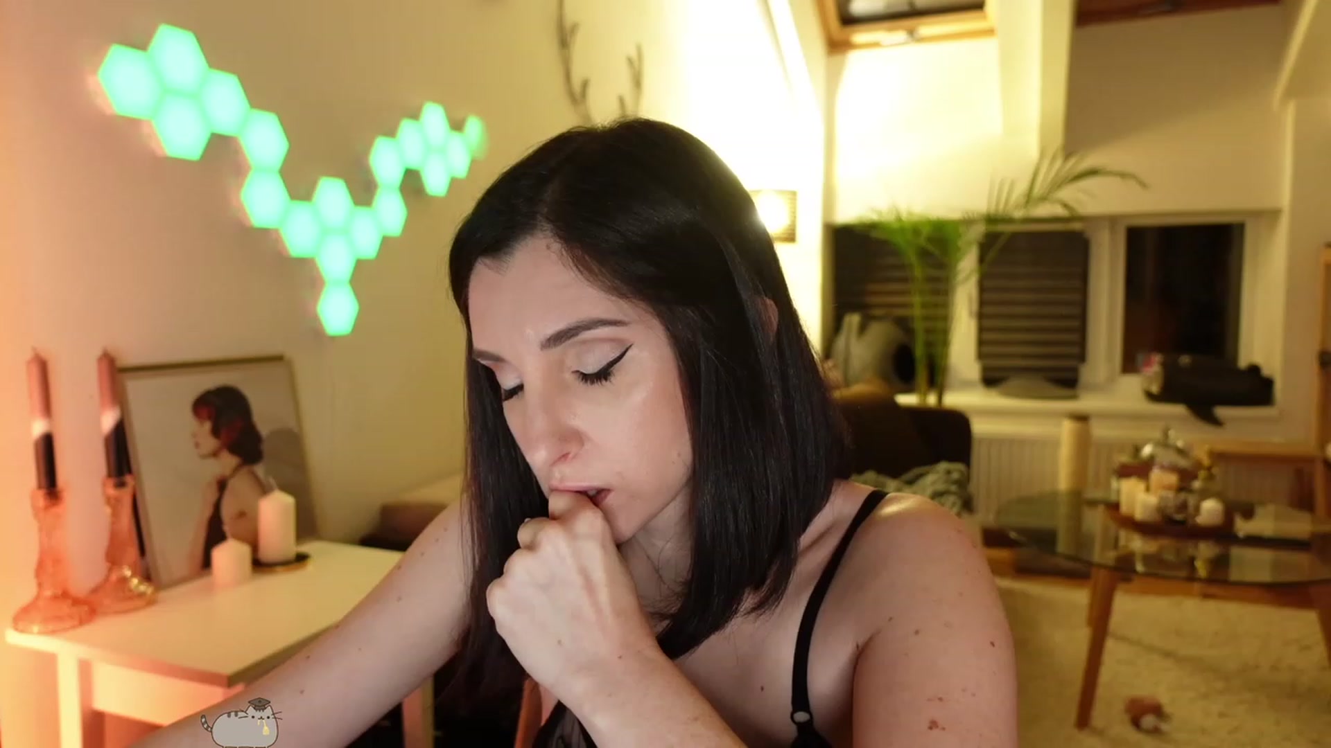 Gallery image thumbnail from Maddie's myfreecams stream on, 03/03/2024, 03:57 image 7 of 20