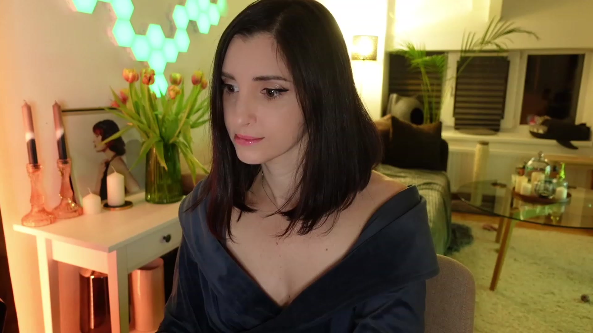 Gallery image thumbnail from Maddie's myfreecams stream on, 03/13/2024, 02:12 image 14 of 20