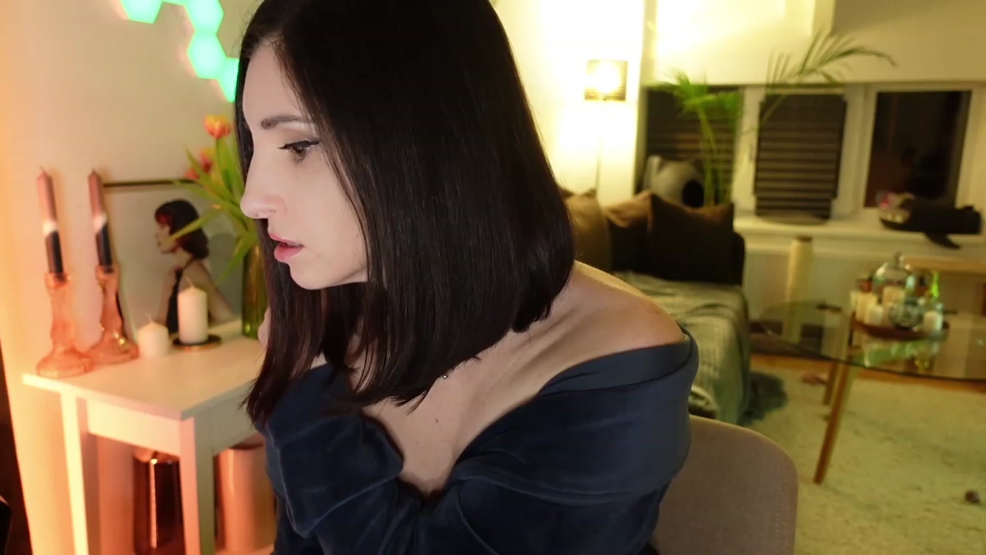 Gallery image thumbnail from Maddie's myfreecams stream on, 03/13/2024, 02:12 image 7 of 20