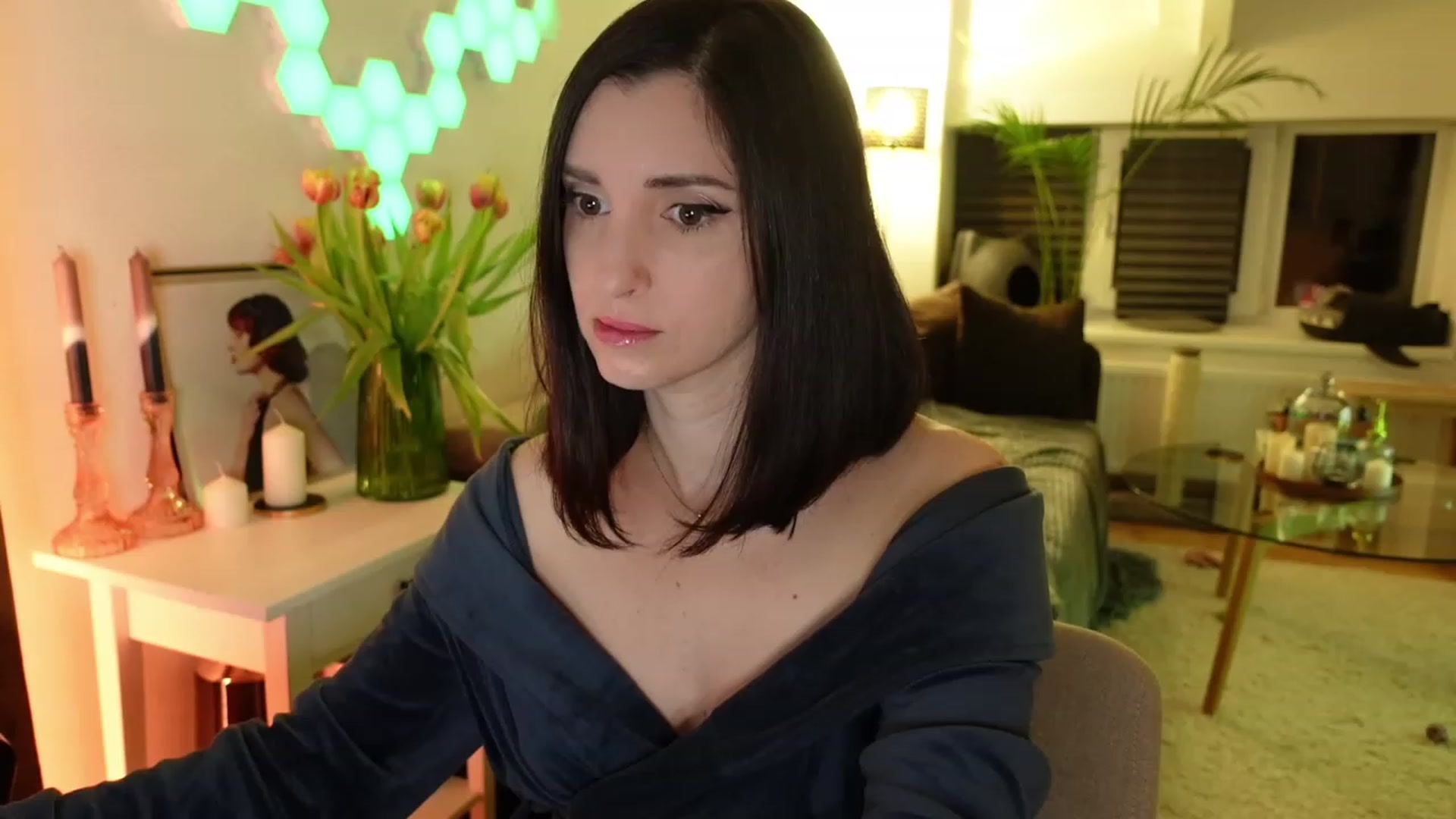 Gallery image thumbnail from Maddie's myfreecams stream on, 03/13/2024, 02:12 image 8 of 20