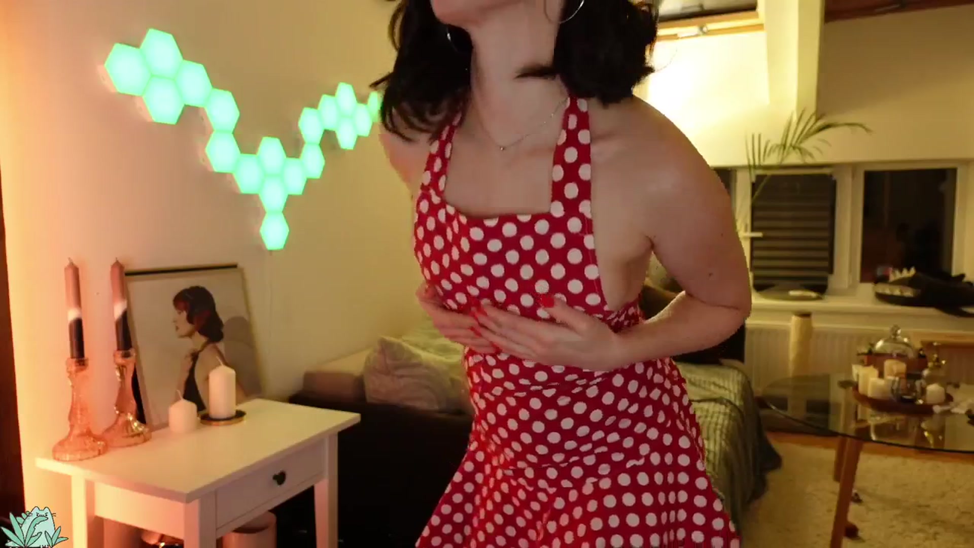 Gallery image thumbnail from Maddie's myfreecams stream on, 03/18/2024, 02:43 image 19 of 20