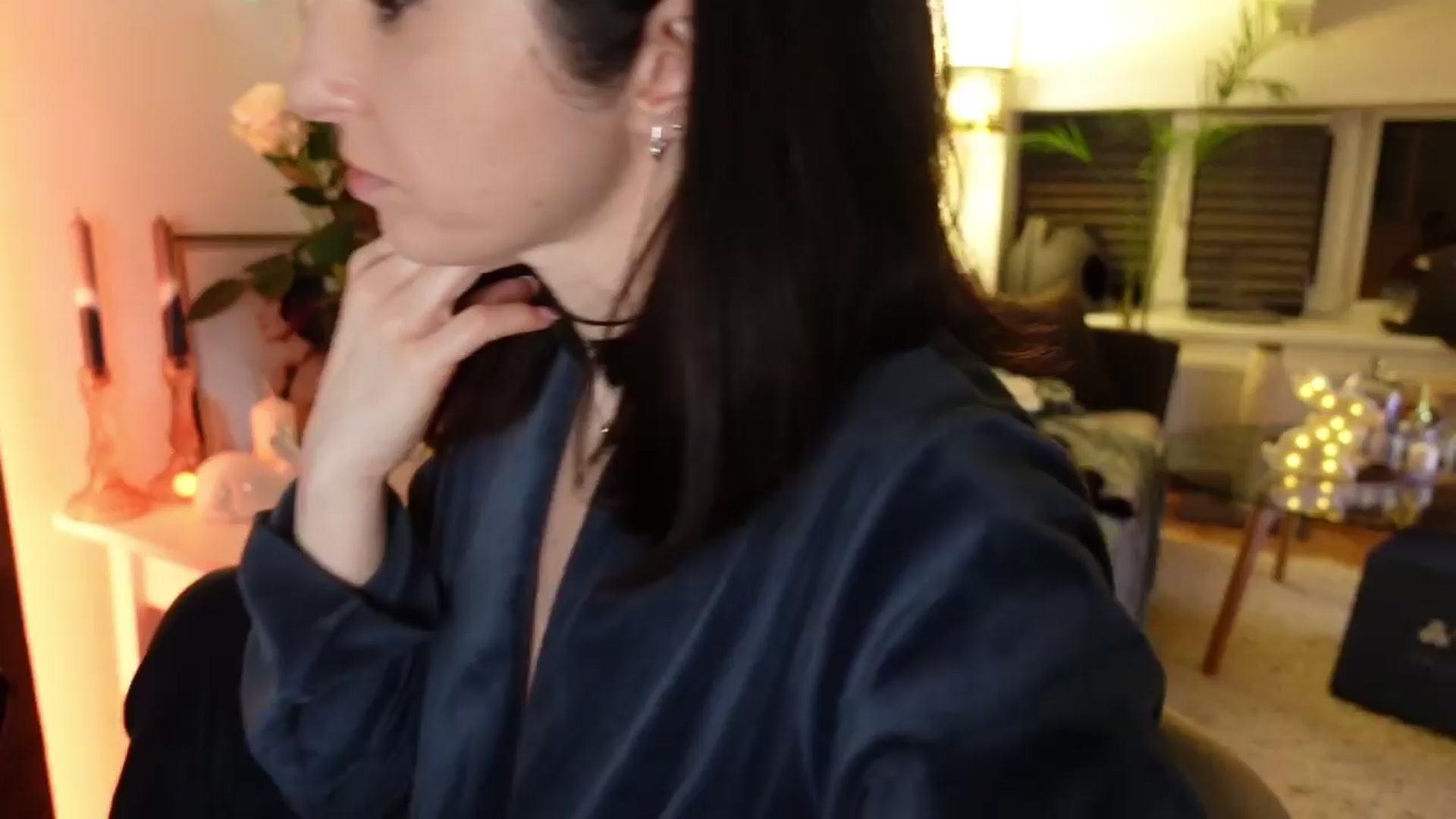 Gallery image thumbnail from Maddie's myfreecams stream on, 04/11/2024, 24:31 image 9 of 20
