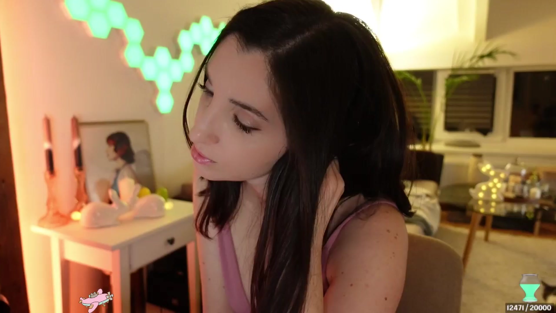 Gallery image thumbnail from Maddie's myfreecams stream on, 04/15/2024, 02:20 image 8 of 20