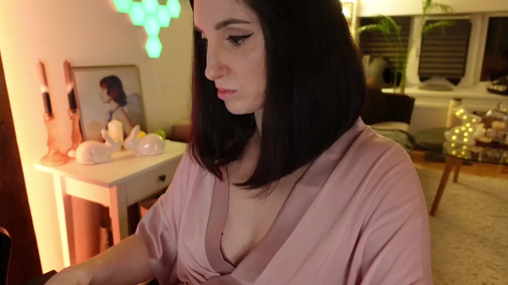 Gallery image thumbnail from Maddie's myfreecams stream on, 04/17/2024, 02:49 image 20 of 20