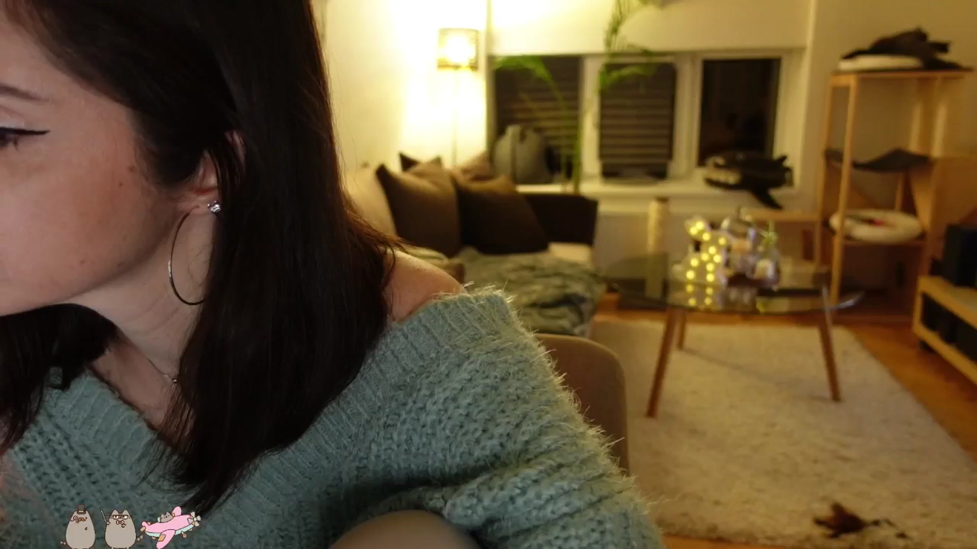 Gallery image thumbnail from Maddie's myfreecams stream on, 04/20/2024, 24:01 image 7 of 20