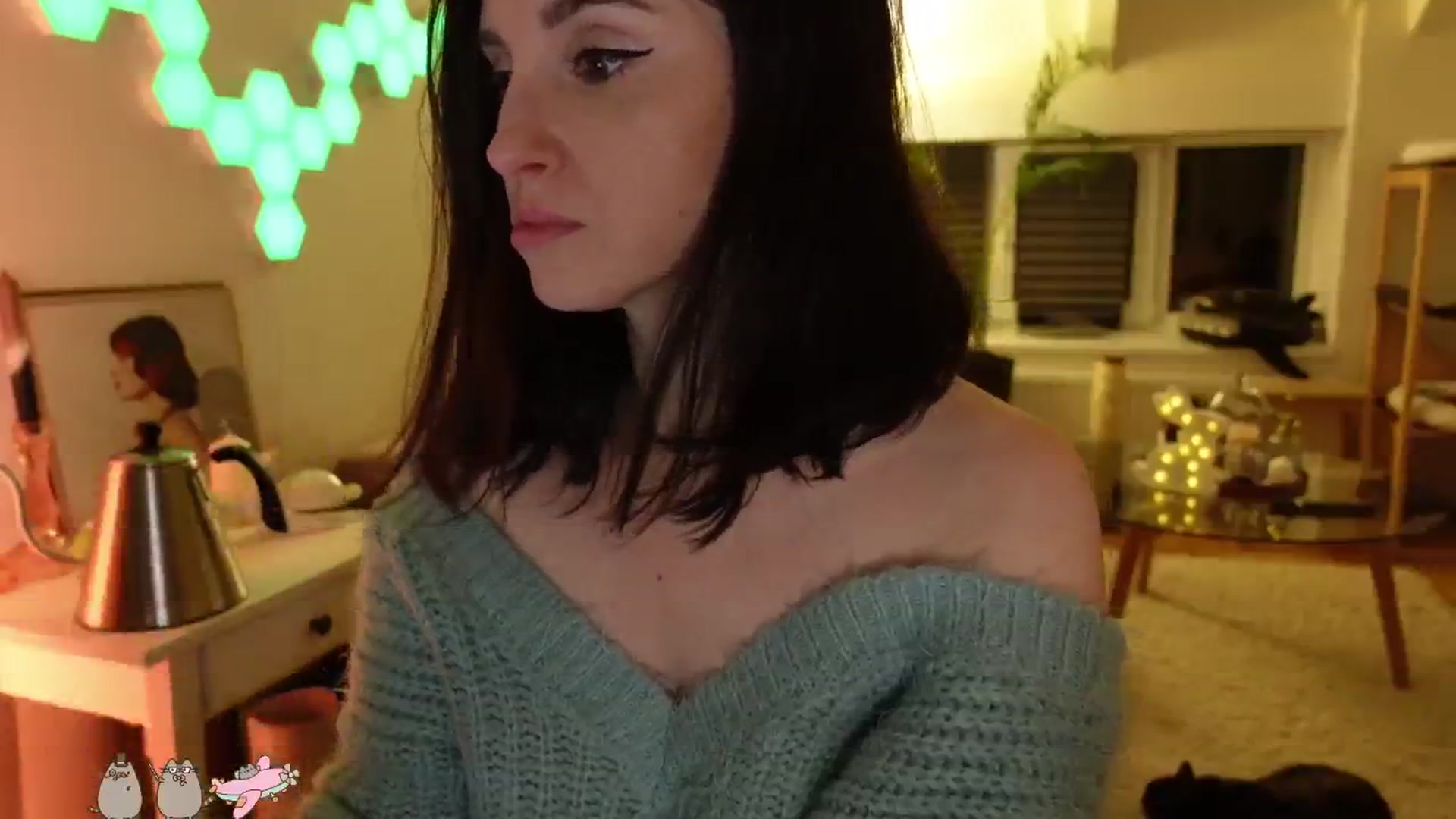 Gallery image thumbnail from Maddie's myfreecams stream on, 04/20/2024, 24:01 image 18 of 20