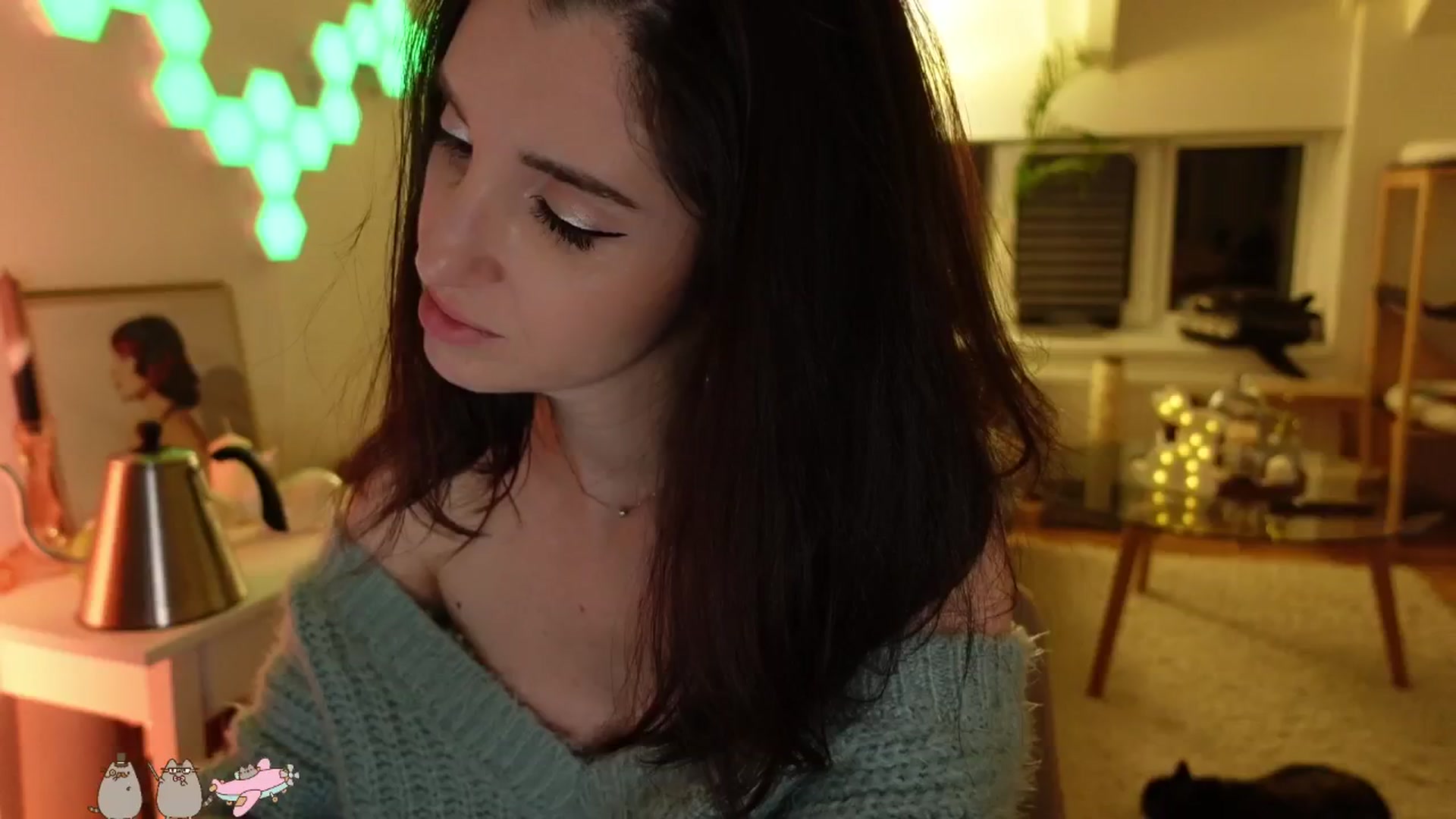 Gallery image thumbnail from Maddie's myfreecams stream on, 04/20/2024, 01:01 image 18 of 20