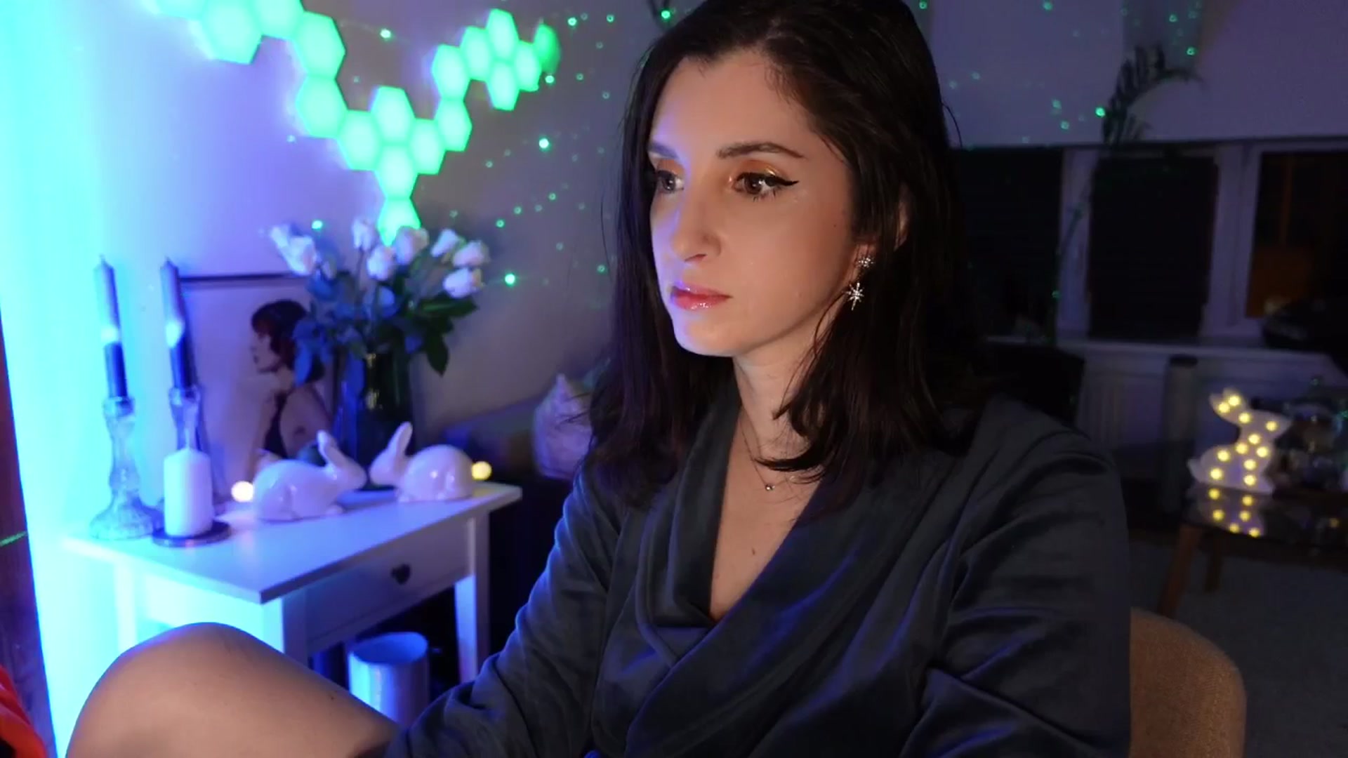 Gallery image thumbnail from Maddie's myfreecams stream on, 04/21/2024, 02:18 image 5 of 20